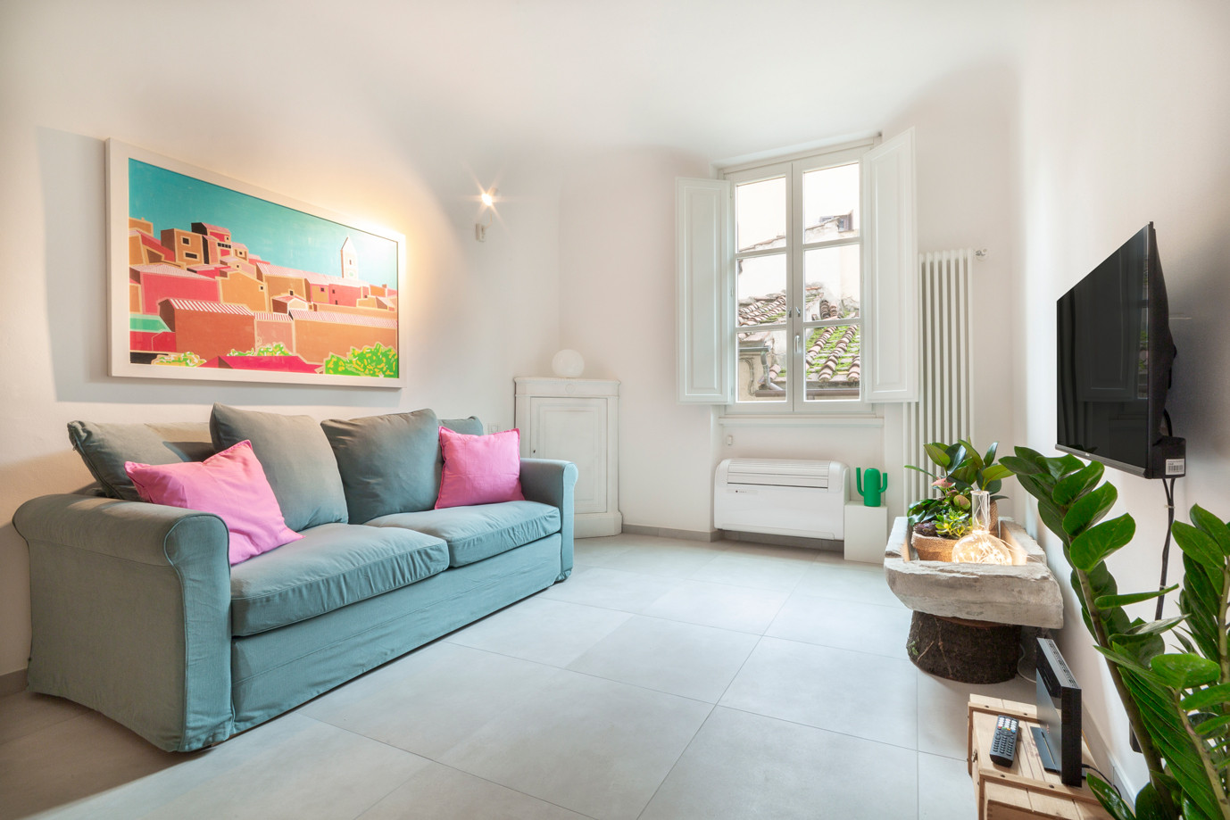 Villa Levante San Firenze Firenze: Luxury 2-Bedroom Apartment with Spa and Air-Con, Florence Duomo