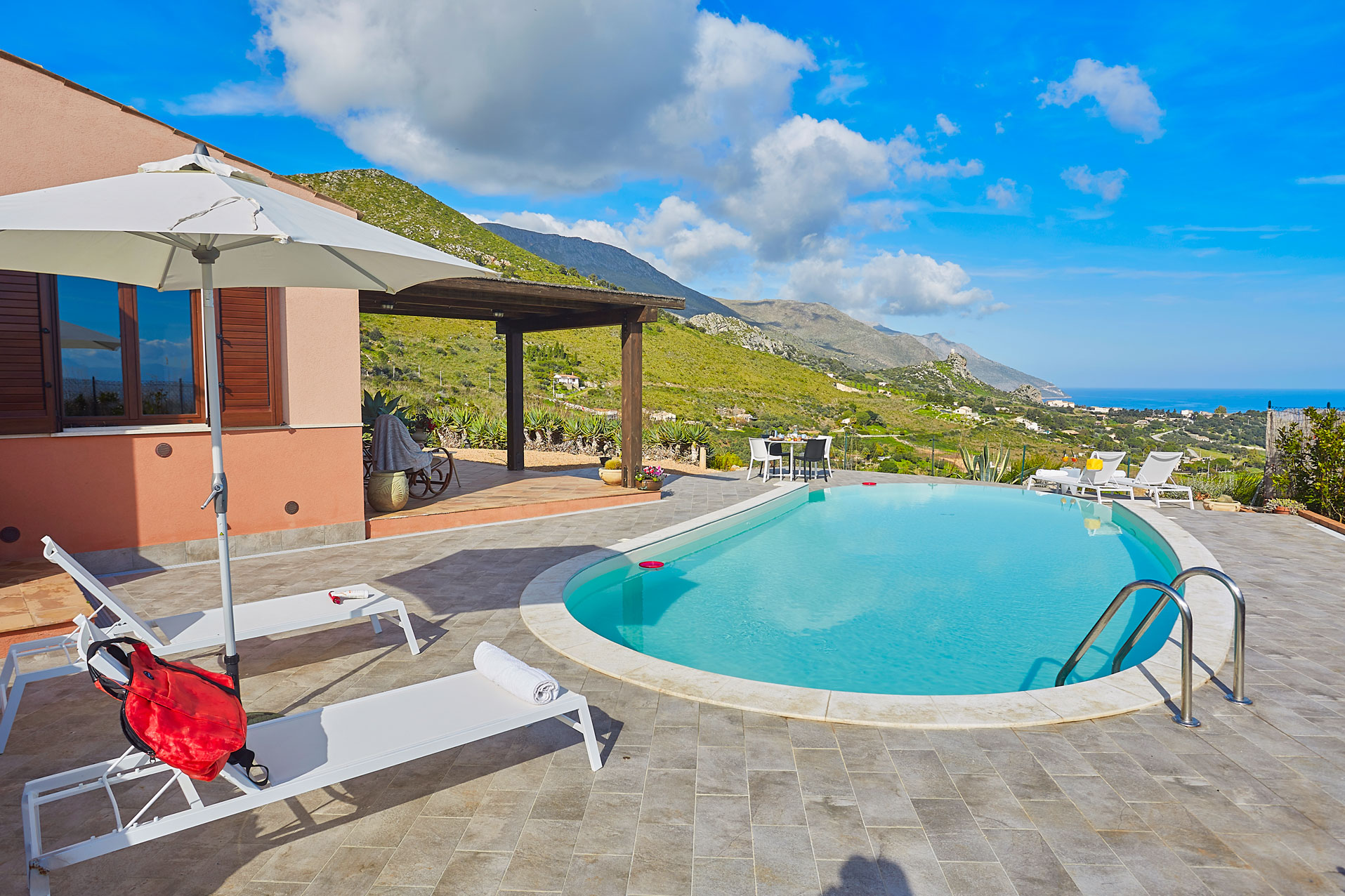 Villa Levante Scoglio Scopello: Luxury 2-Bedroom Villa with Infinity Pool and Sea Views, Trapani