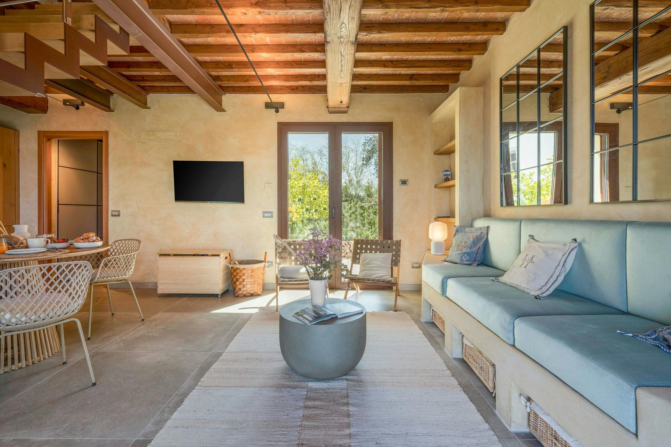 Villa Levante Vico San Miniato: Luxury 2-Bedroom Villa with Private Pool and Air-Con, San Miniato Tuscany