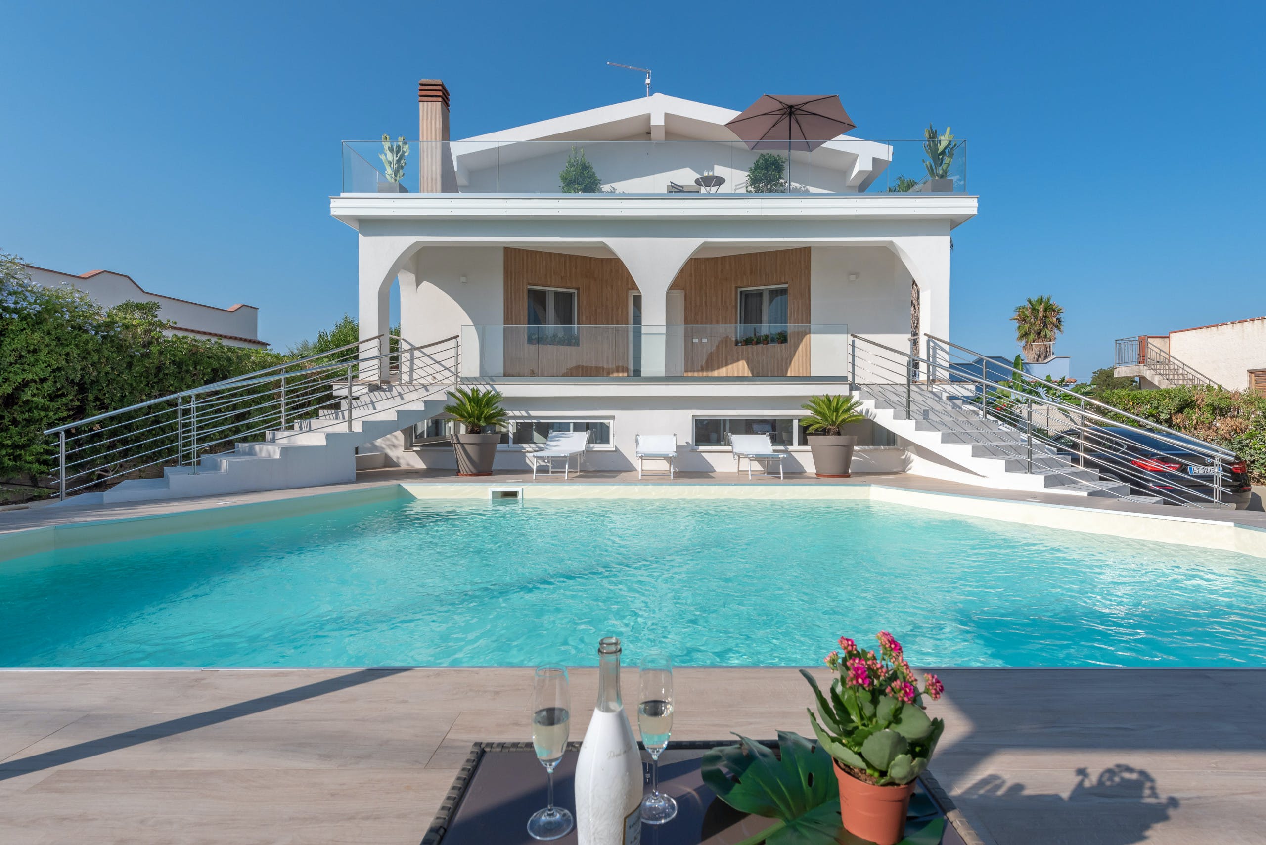 Villa Libeccio Oleandro FontaneBianche Syracuse: Luxury 4-Bedroom Villa with Private Pool and Sea Views, Syracuse