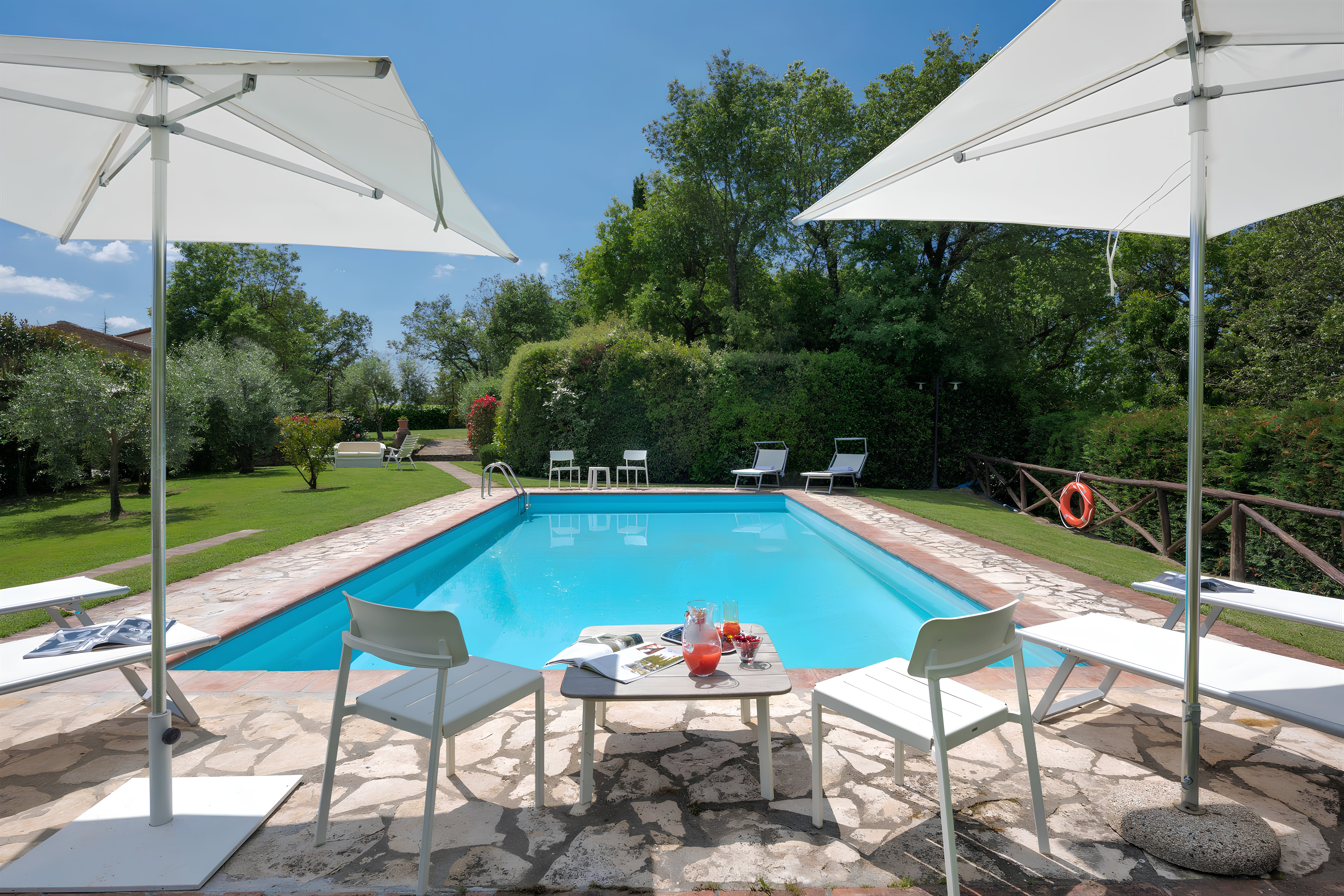 Villa Libeccio Vignavecchia Radda: Luxury 3-Bedroom Villa with Private Pool and Spa, Chianti Tuscany
