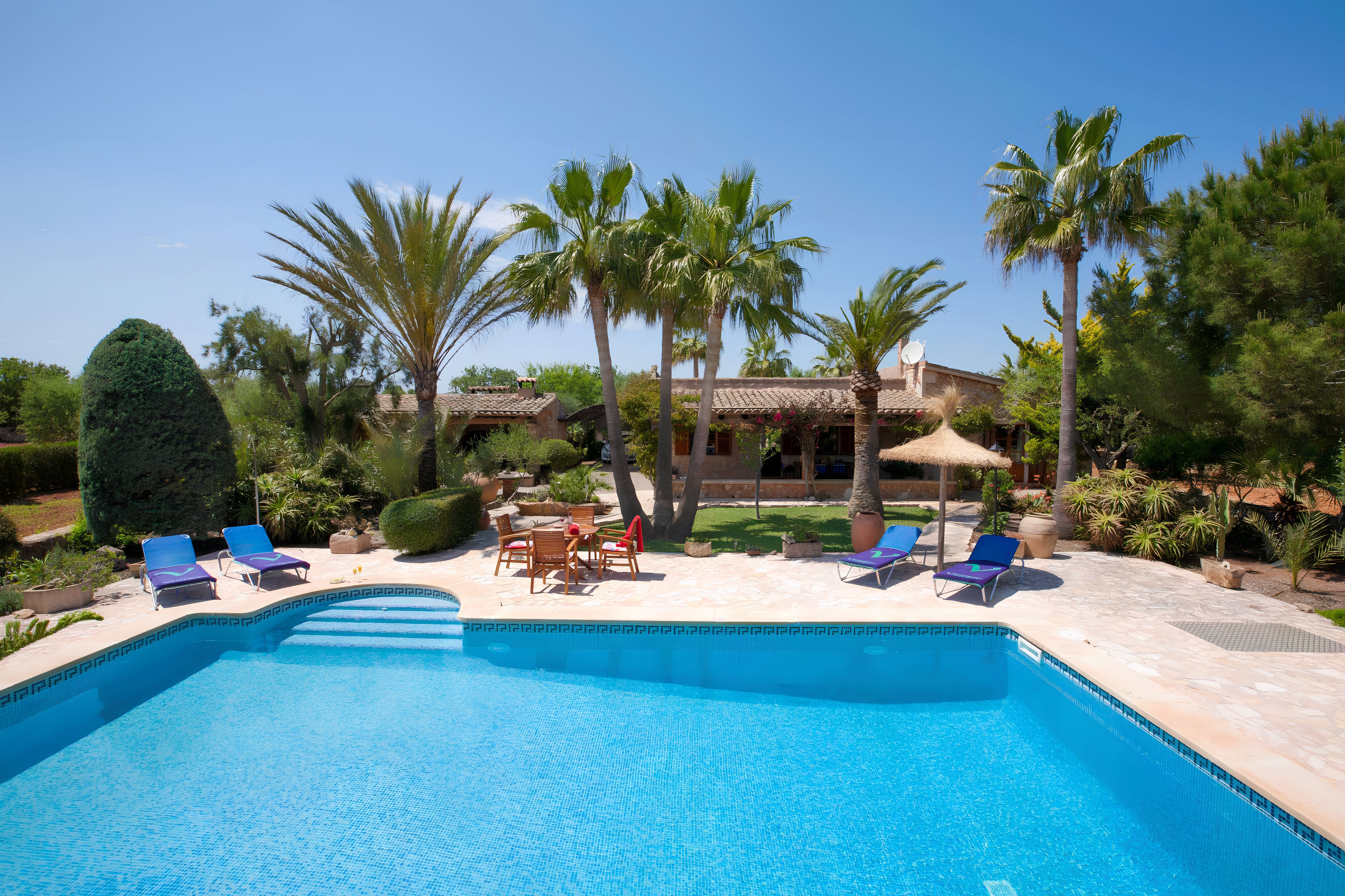 Villa Llevant Oleandro Cala Egos: Luxury 2-Bedroom Villa with Private Pool and Sea Views, Cala d’Or