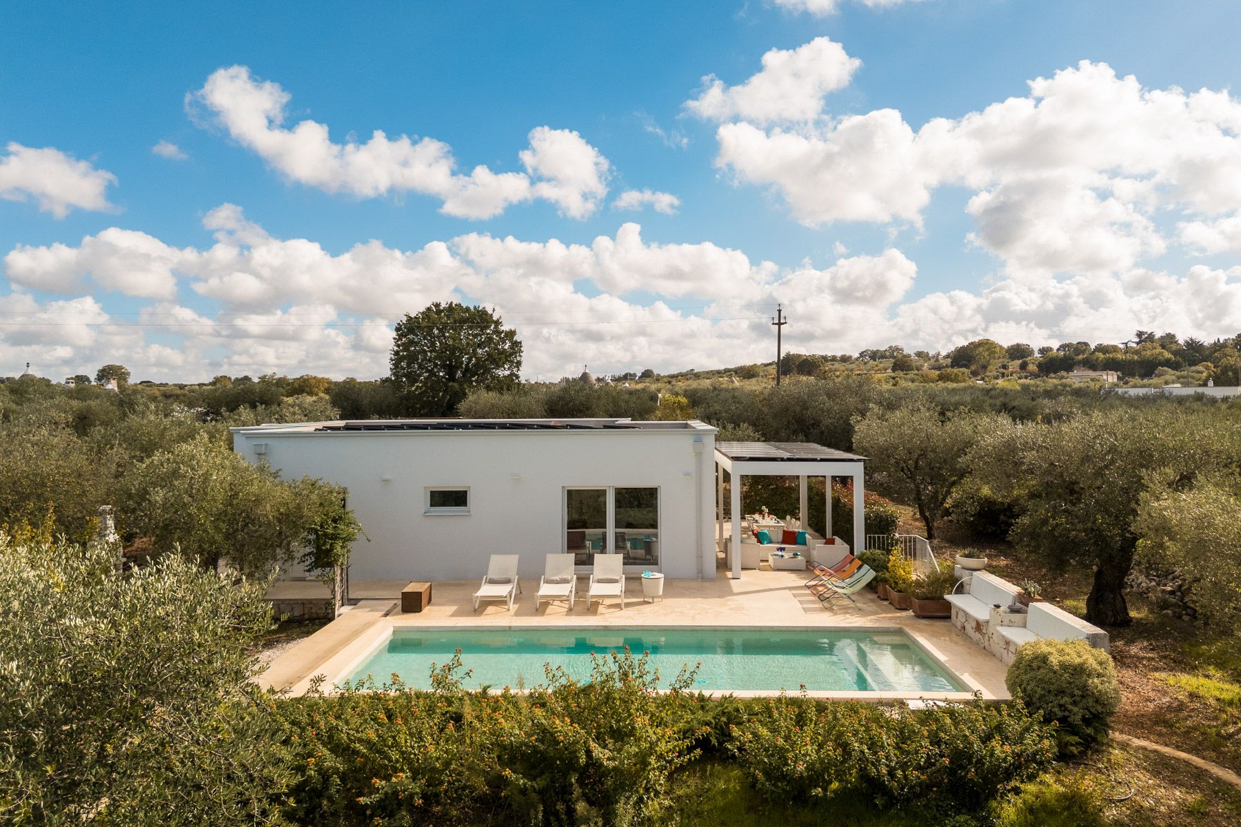 Villa Luminosa Carmine MartinaFranca: 4-Bedroom Private Pool Villa Amid Olive Groves in Martina Fr