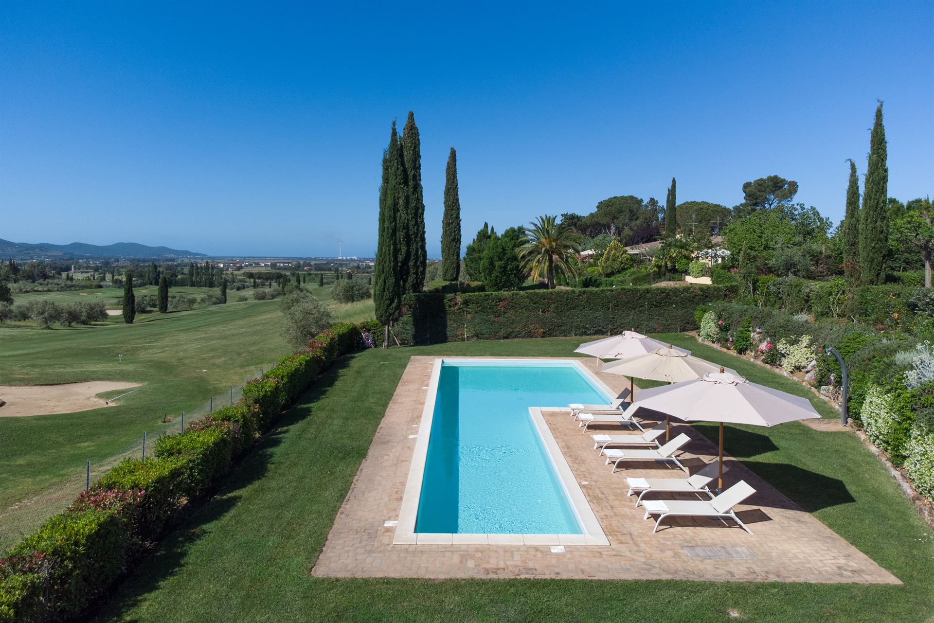 Villa Maestrale Poggio Follonica: Luxury 2-Bedroom Villa with Shared Pool and Sea Views, Tuscany
