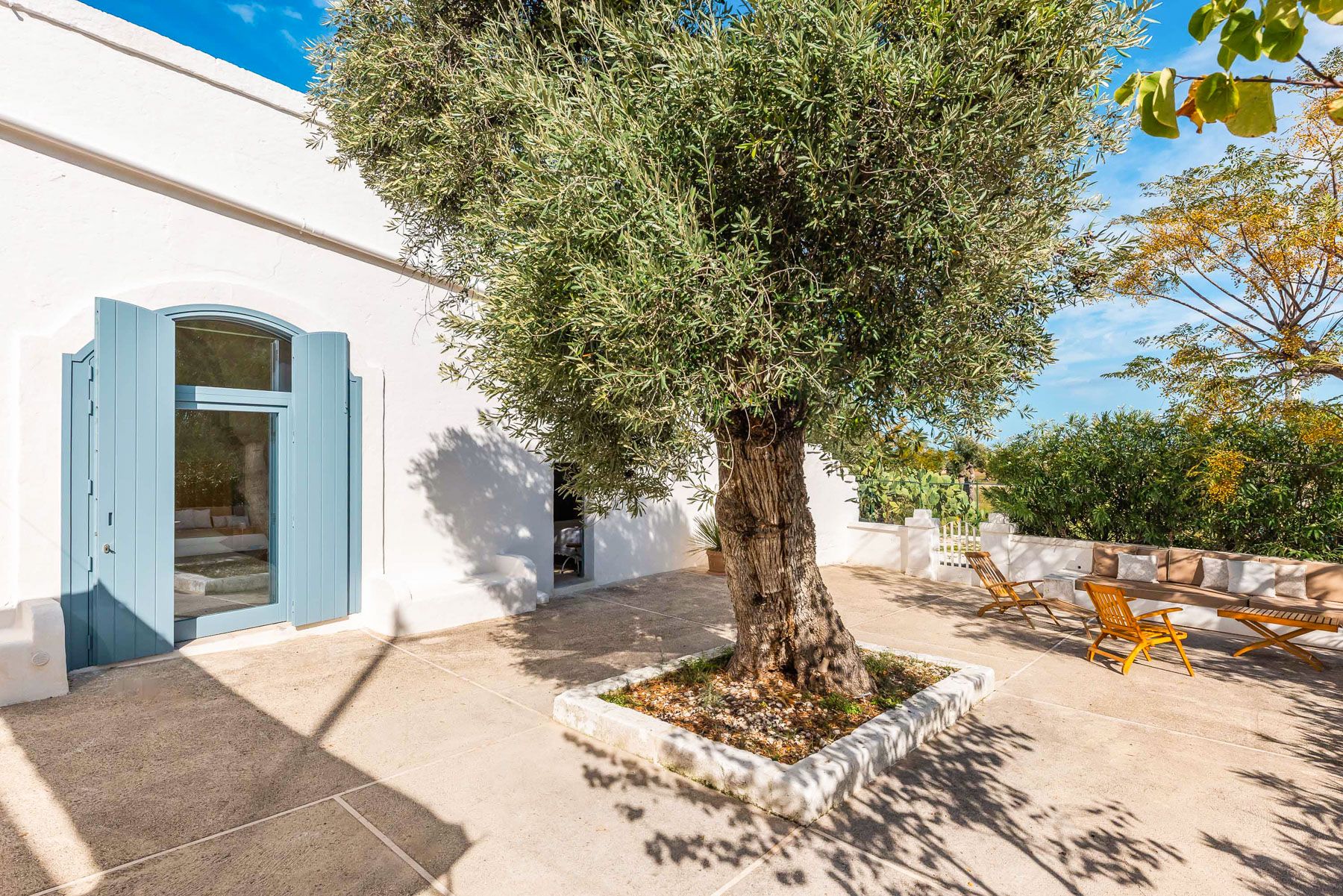 Villa Mandorlo Poggiofranco Bari: 3-Bedroom Seaview Villa with Spa Near Puglia’s Adriatic Coas