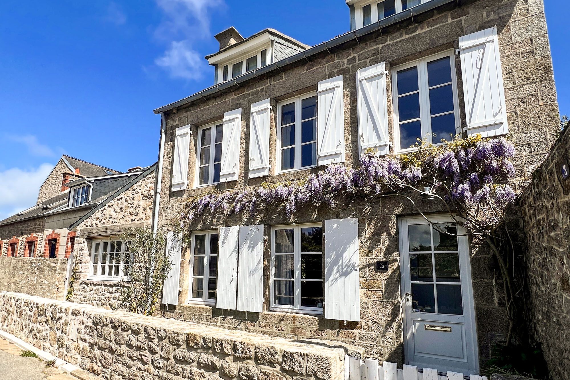 Villa Marée Gatteville Barfleur: 5-Bedroom Seaview Villa with Spa in Historic Barfleur, Norma