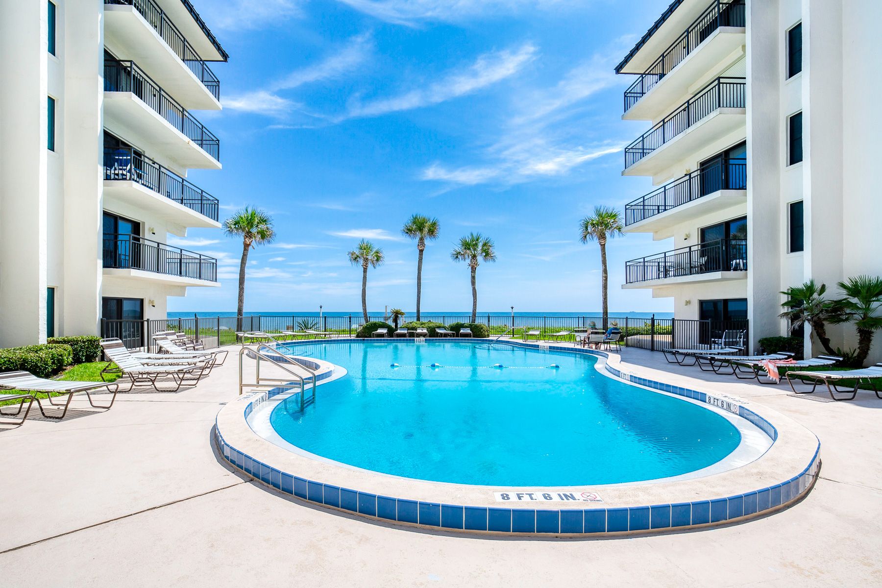 Villa Marejada Tomoka Ormond: 2-Bedroom Beachfront Luxury Apartment Rental in Ormond Beach