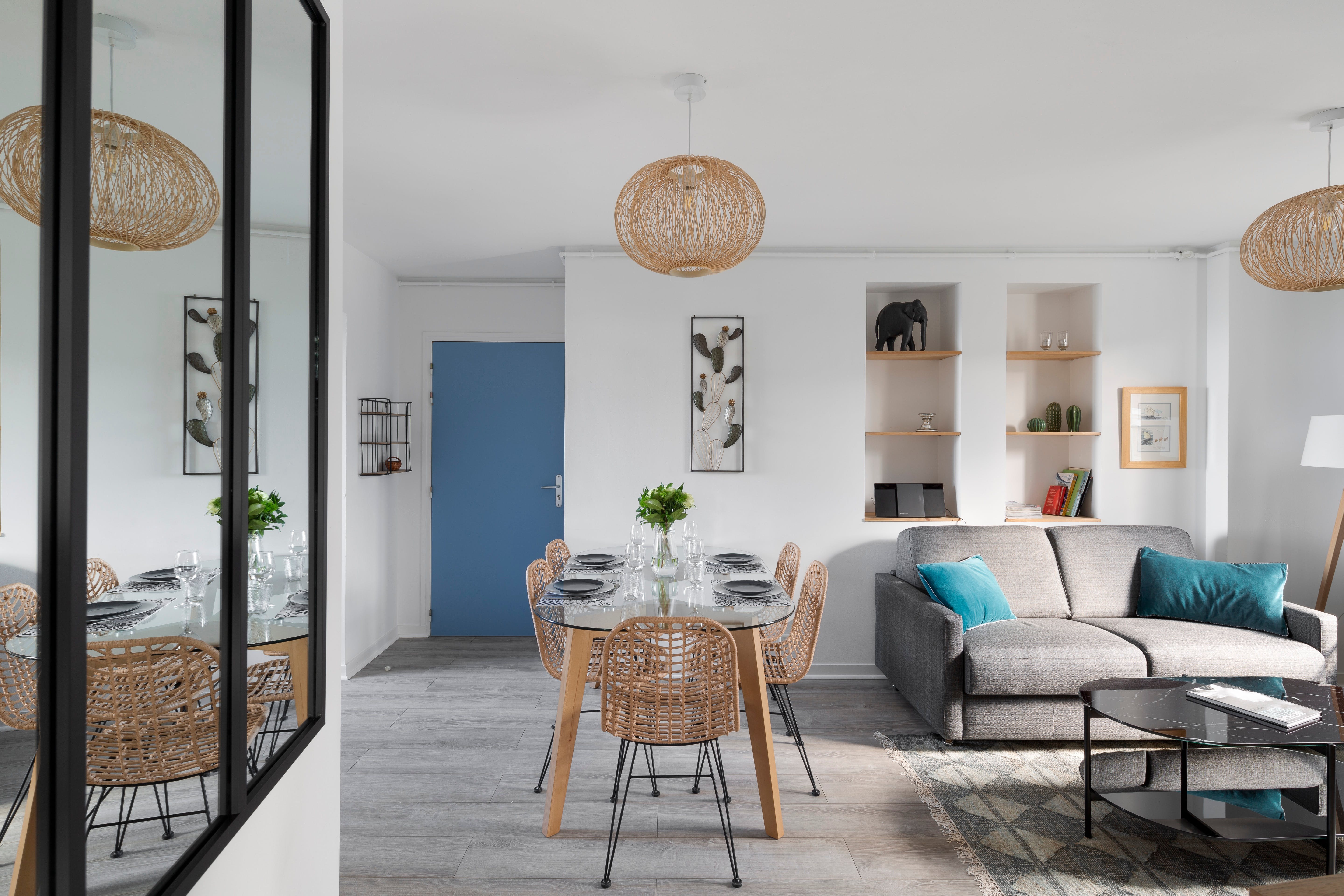 Villa Marin Calmete Rennes: Luxury 2-Bedroom Apartment with Seaview and Private Parking, Paris