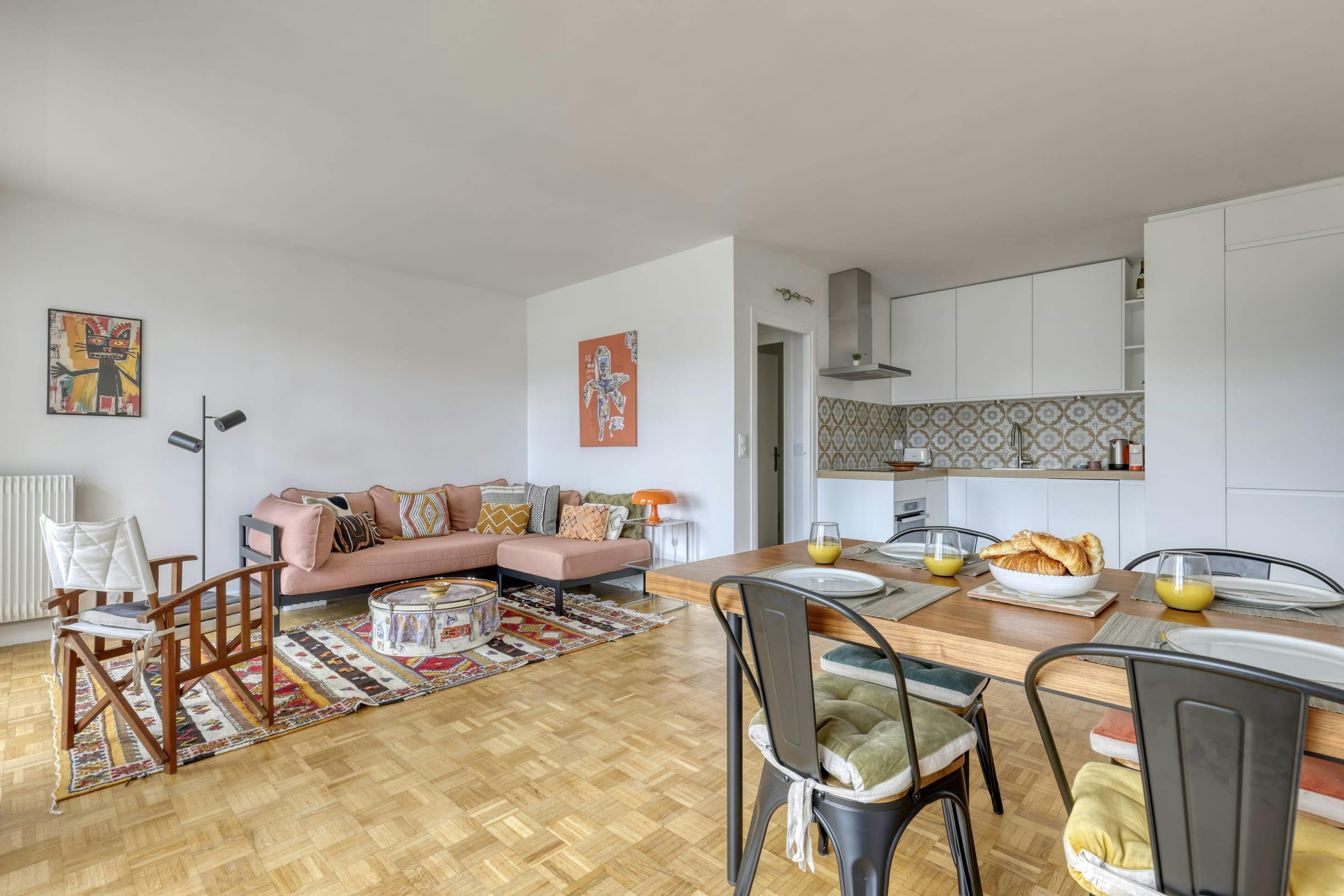 Villa Marin Céladon Javel Paris: Luxury 2-Bedroom Apartment with Family-Friendly Features near Eiffel Tower, Paris