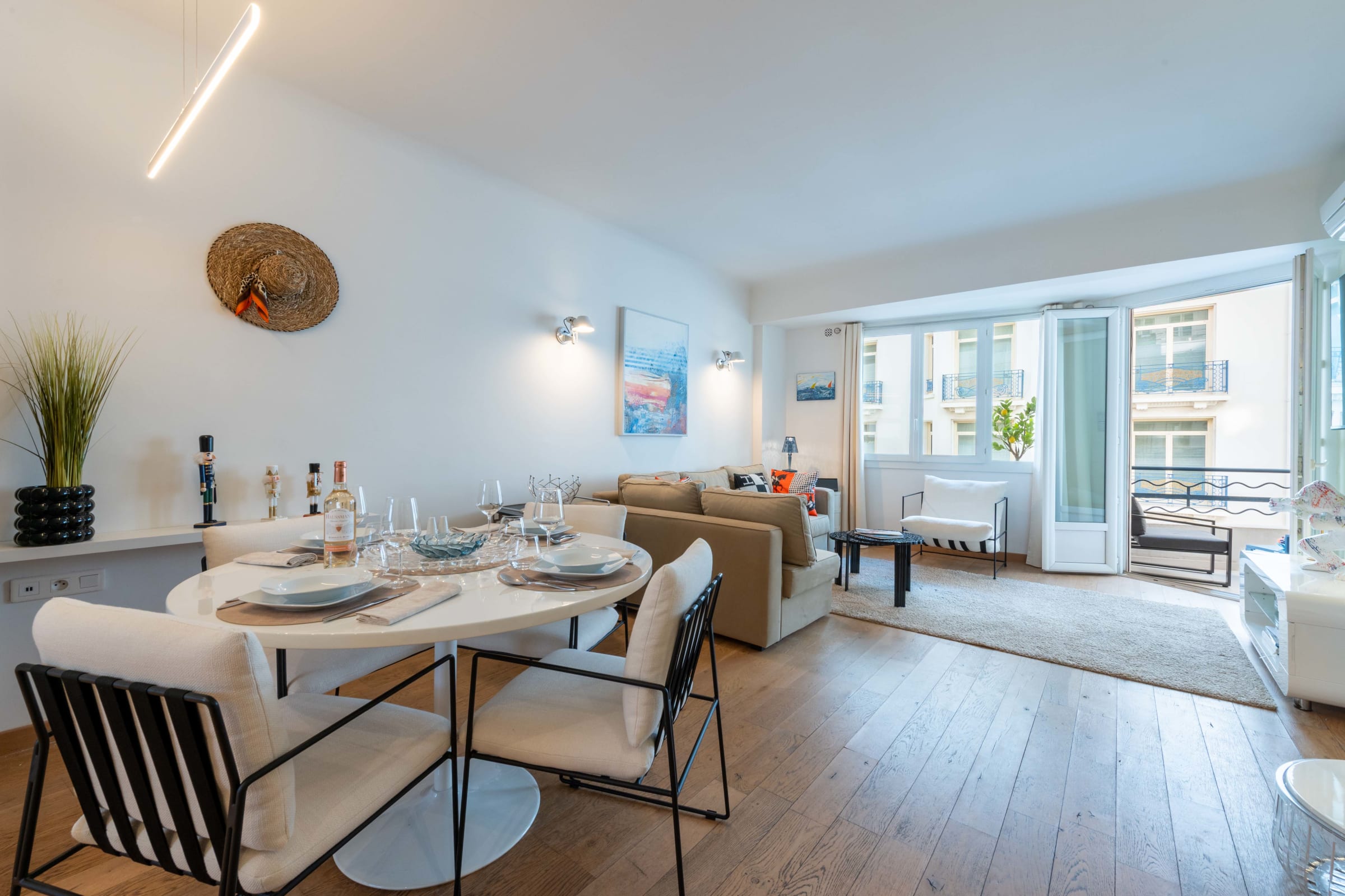 Villa Marin Nacré Bocca Cannes: Luxury 2-Bedroom Villa with Sea View and Spa, Cannes