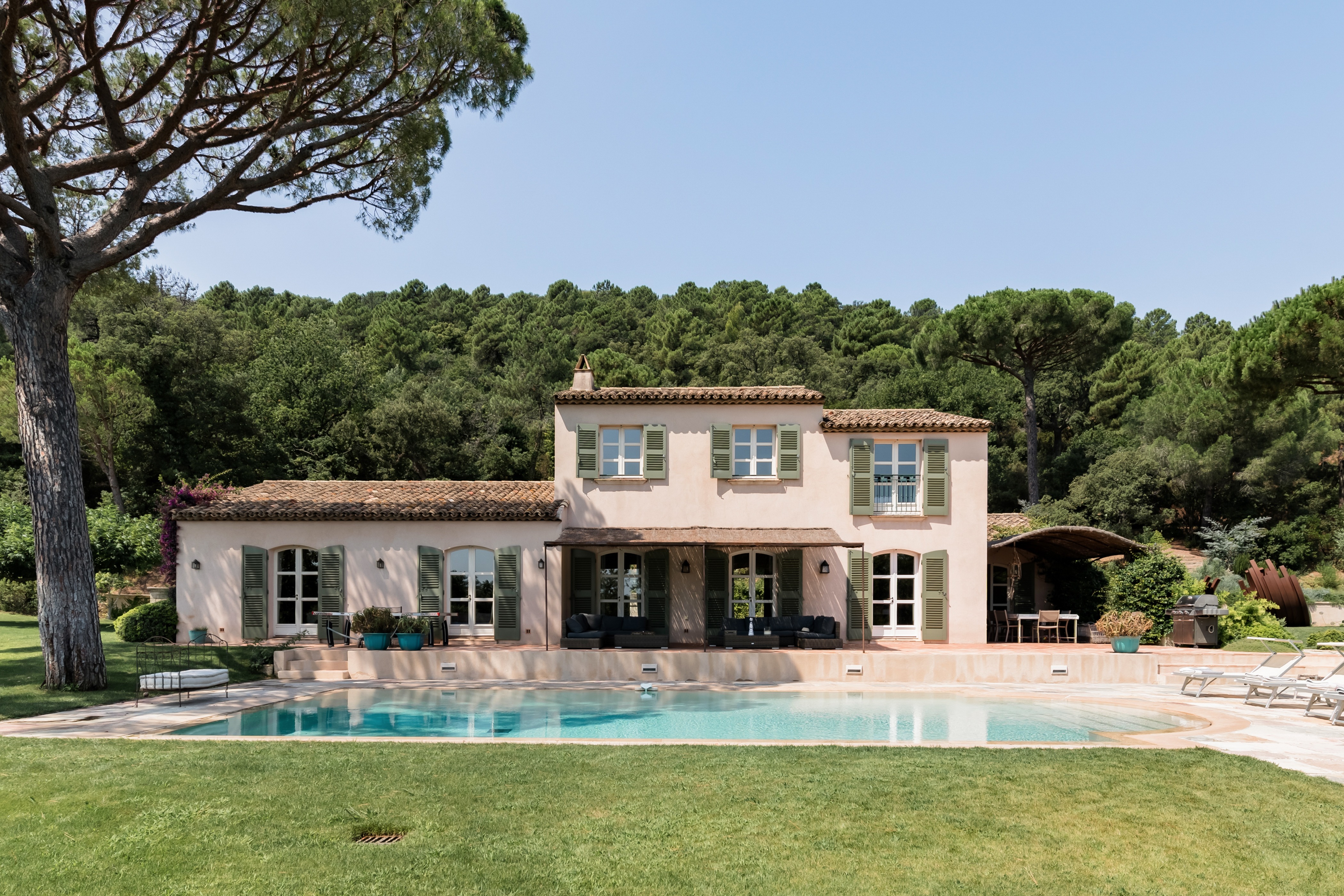 Villa Marin Safran Ramatuelle Saint-Tropez: Luxury 6-Bedroom Villa with Private Pool and Sea Views, Saint-Tropez