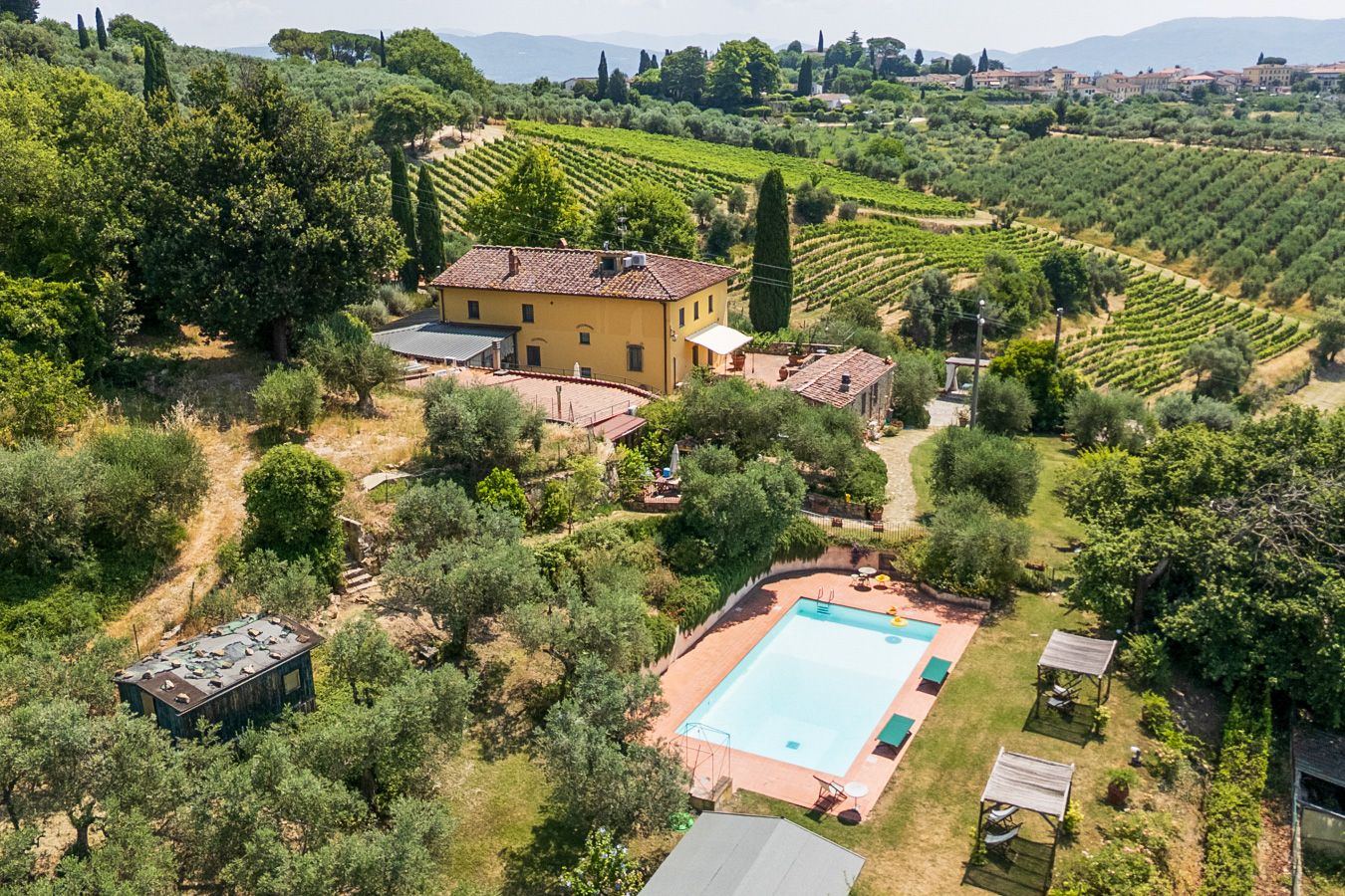 Villa Melograno Impruneta Florence: 5-Bedroom Chianti Retreat with Spa and Vineyard Views | Luxu