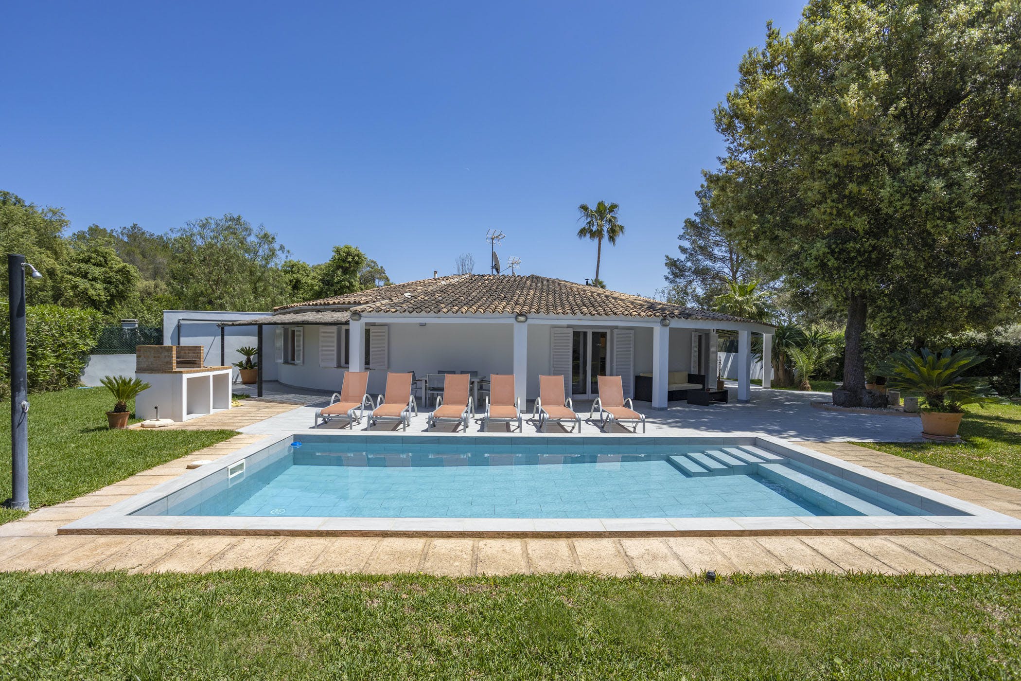 Villa Mestral Binibona Mallorca: Luxury 3-Bedroom Villa with Private Pool and Sea Views, Raiguer Mallorca