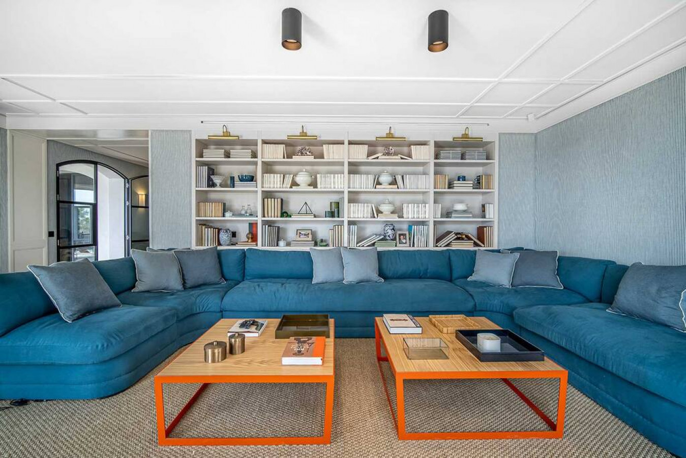 Villa Añil Cabopino Marbella: Luxury 11-Bedroom Villa with Pool and Spa, Marbella