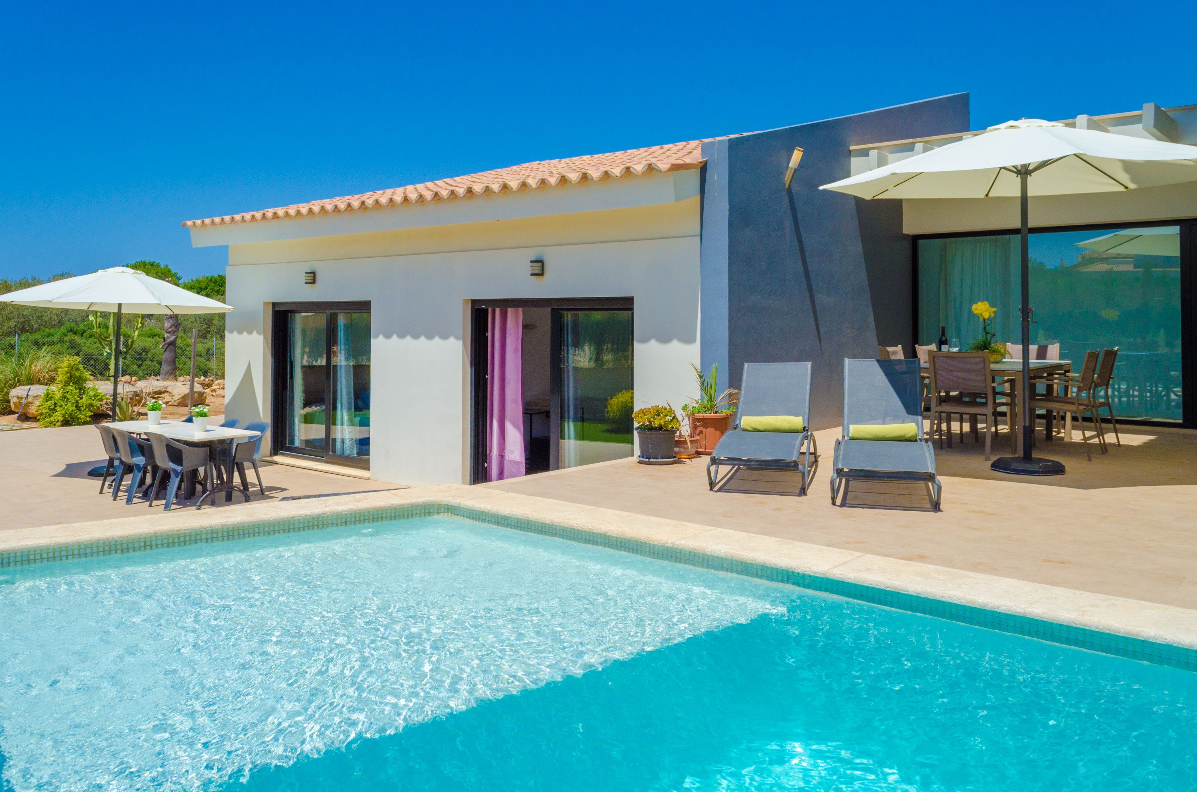 Villa Mestral Cala Estancia Palma 51961: Luxury 3-Bedroom Villa with Pool and Sea Views, Palma Mallorca