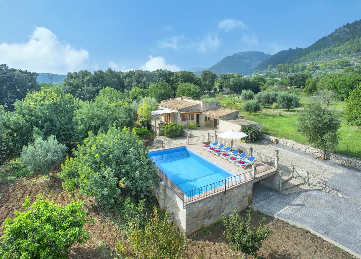 Villa Mestral Campanet Mallorca: Luxury 4-Bedroom Villa with Private Pool and Sea Views, Mallorca Raiguer