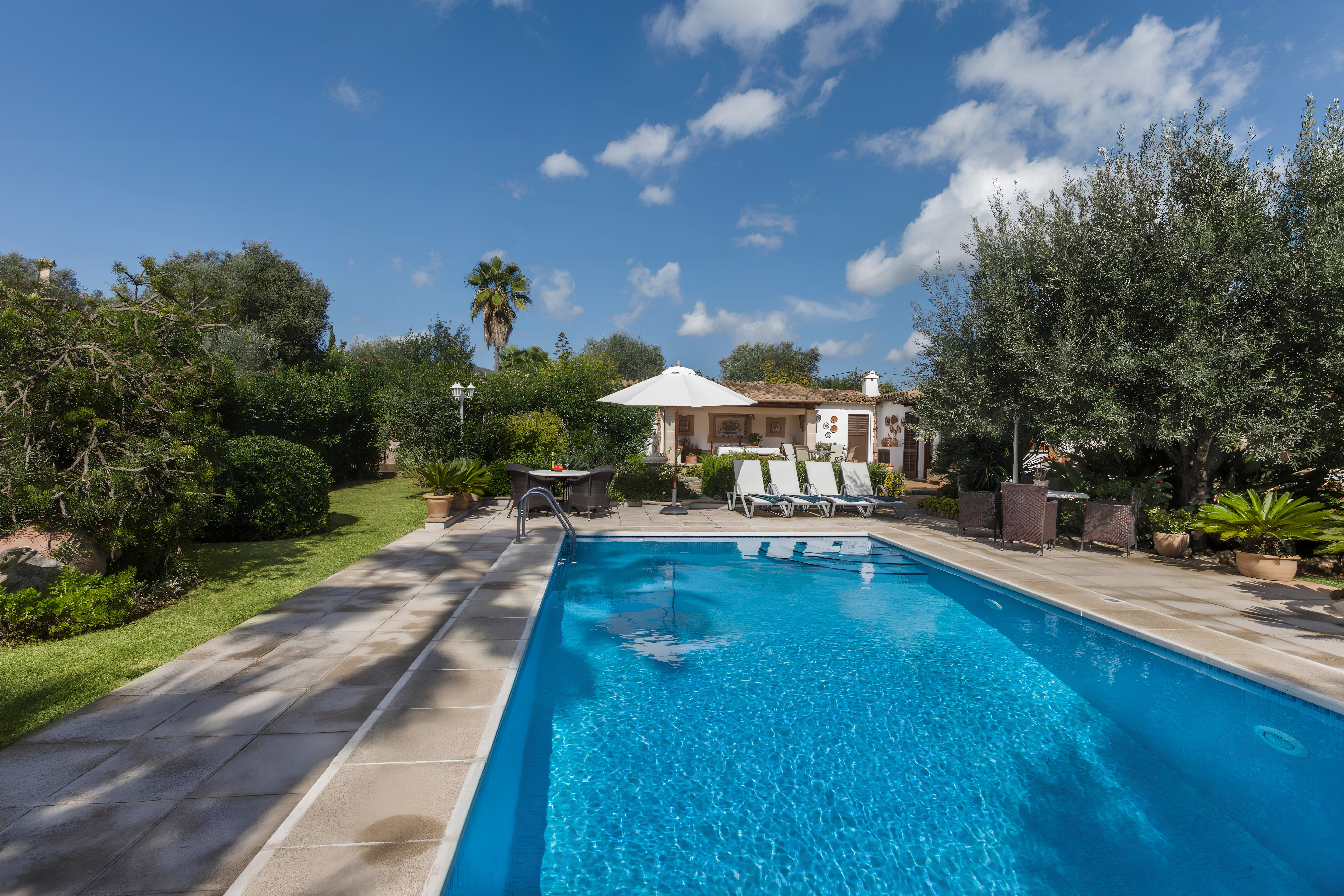 Villa Mestral Finca Puigmaria Pollença: Luxury 2-Bedroom Villa with Pool and Tennis Court, Pollença Mallorca