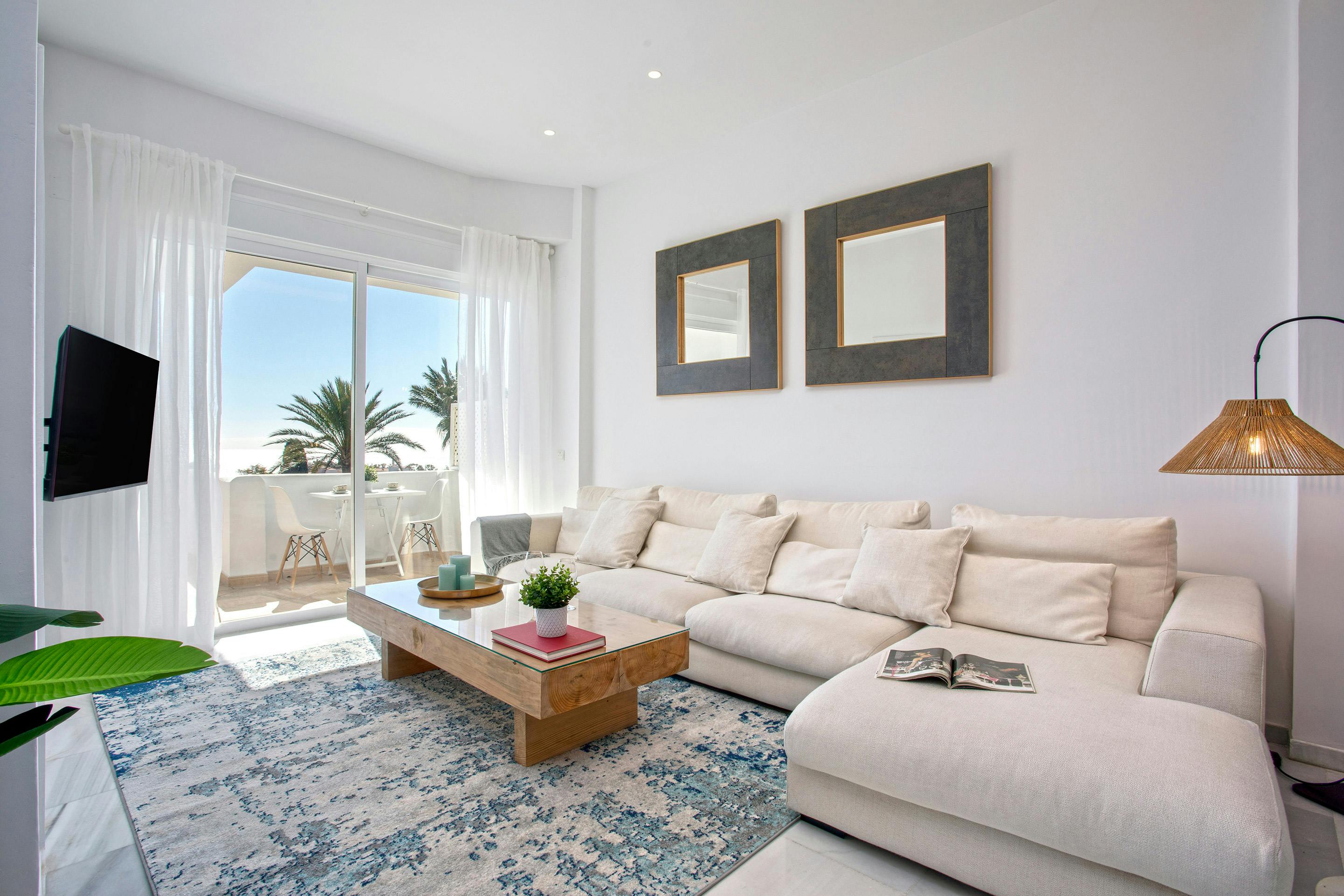 Villa Mestral Guadalmar Málaga: Luxury 2-Bedroom Villa with Private Pool and Parking, Malaga