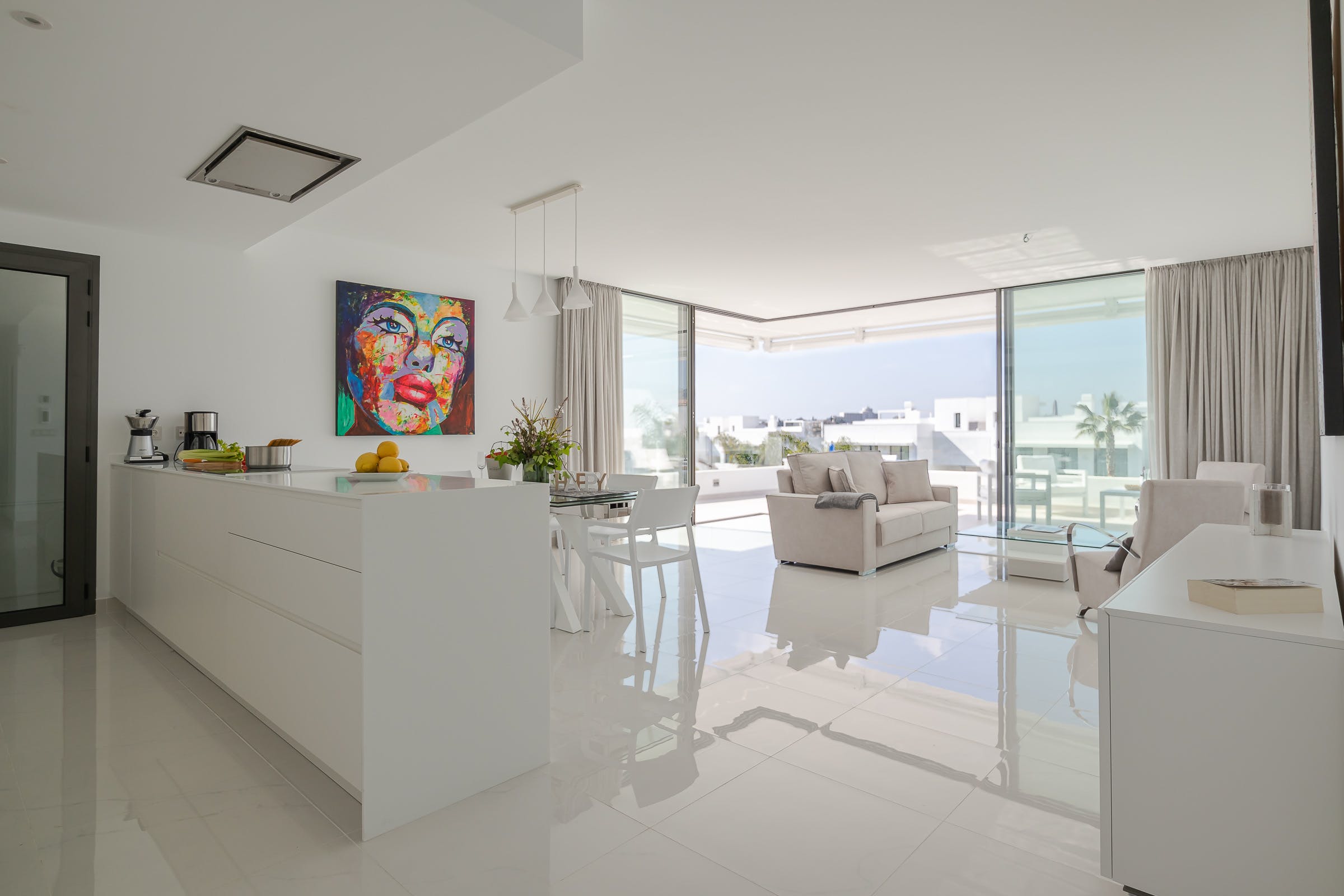 Villa Mestral Guadalmina San Pedro: Luxury 3-Bedroom Apartment with Sea View and Spa, San Pedro de Alcántara