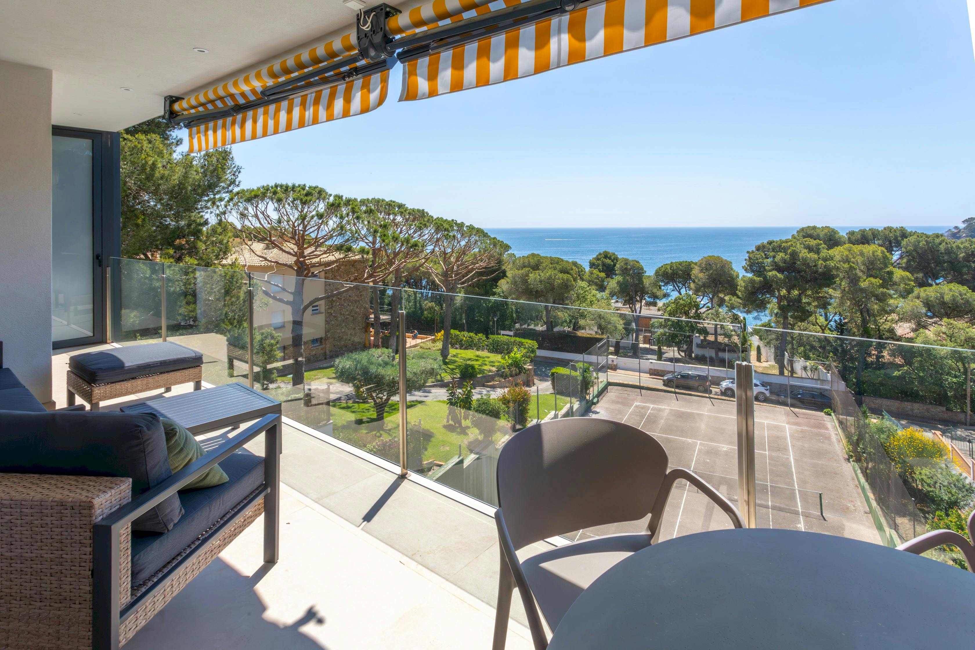 Villa Mestral Llafranc Calella: Luxury 2-Bedroom Villa with Sea Views and Pool, Costa Brava
