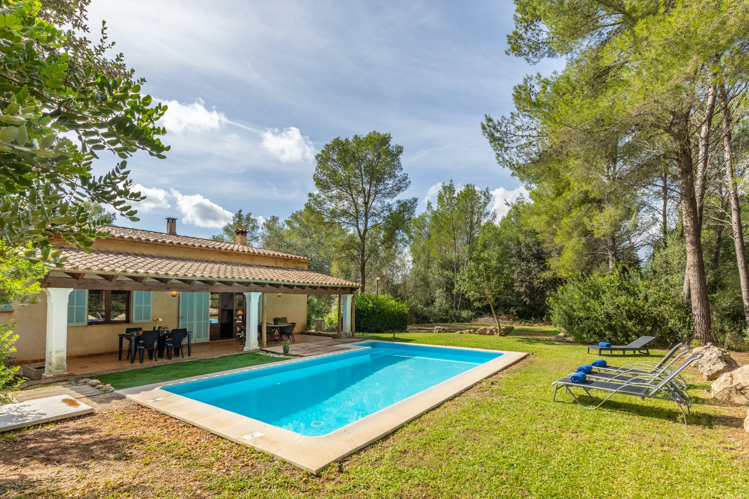 Villa Mestral Sant Pere Pollença: Luxury 2-Bedroom Villa with Private Pool and Sea Views, Pollença Mallorca