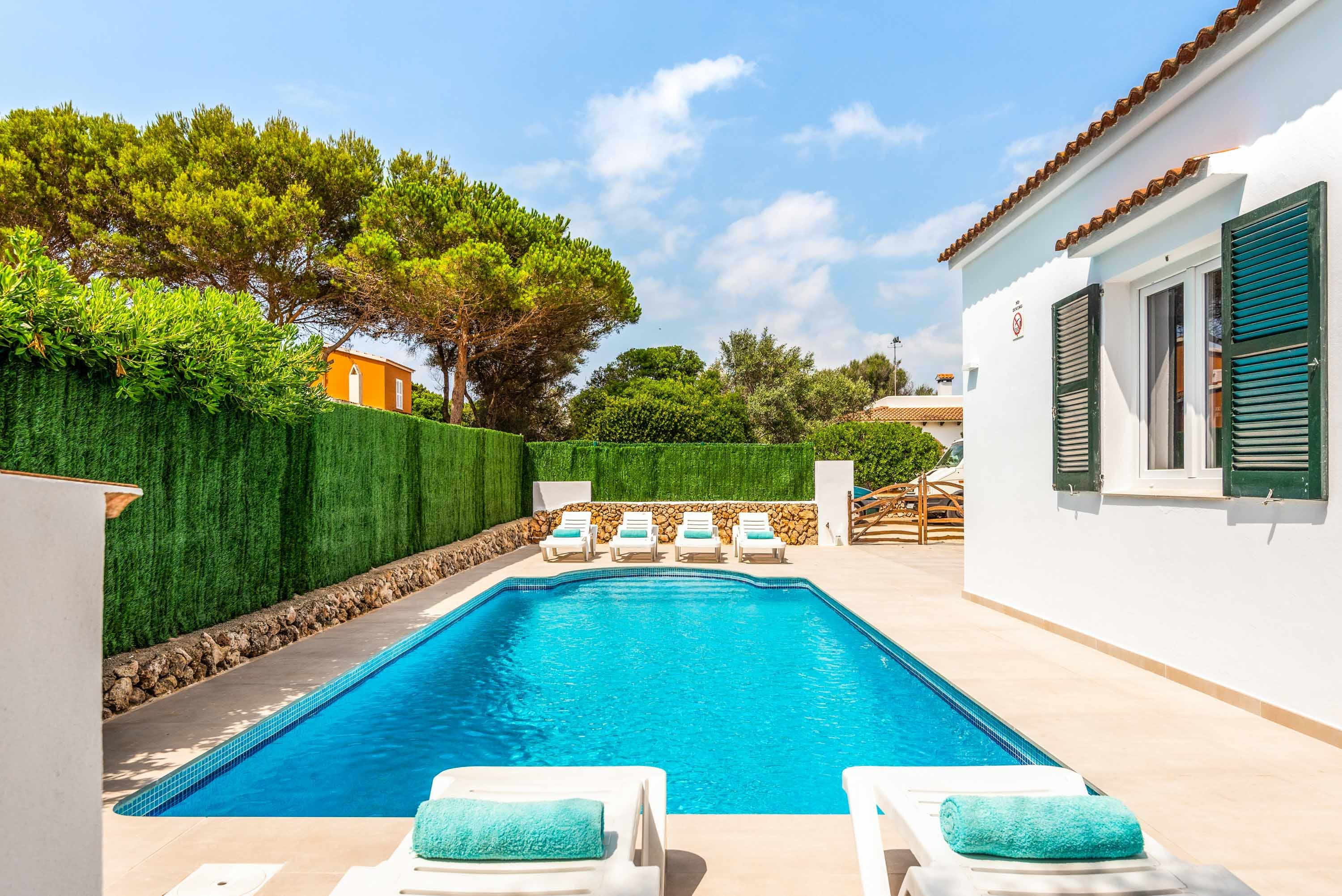 Villa Mestral Son Saura Ciutadella: Luxury 3-Bedroom Villa with Private Pool and Sea Views, Ciutadella