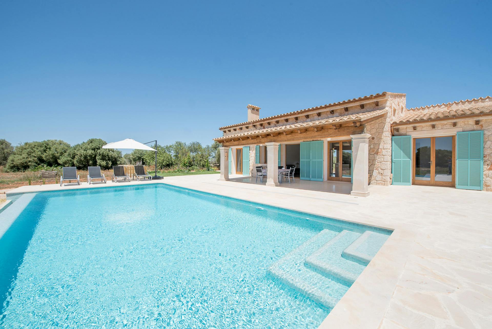 Villa Migjorn Calonge Migjorn: Luxury 3-Bedroom Villa with Private Pool and Air-Con, Migjorn Mallorca