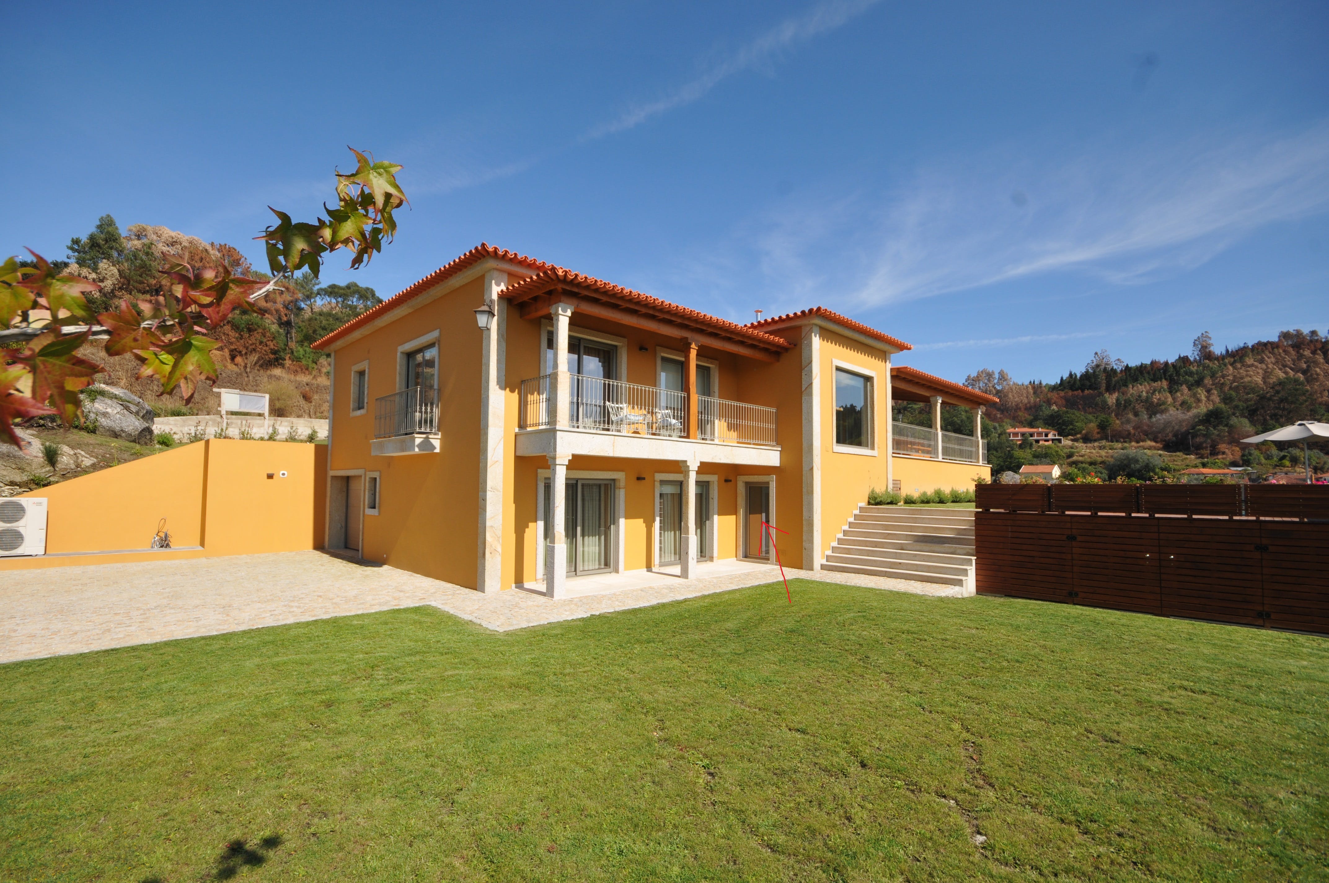 Villa Nortada Afife Viana: Luxury 4-Bedroom Villa with Private Pool and Sauna, Viana do Castelo