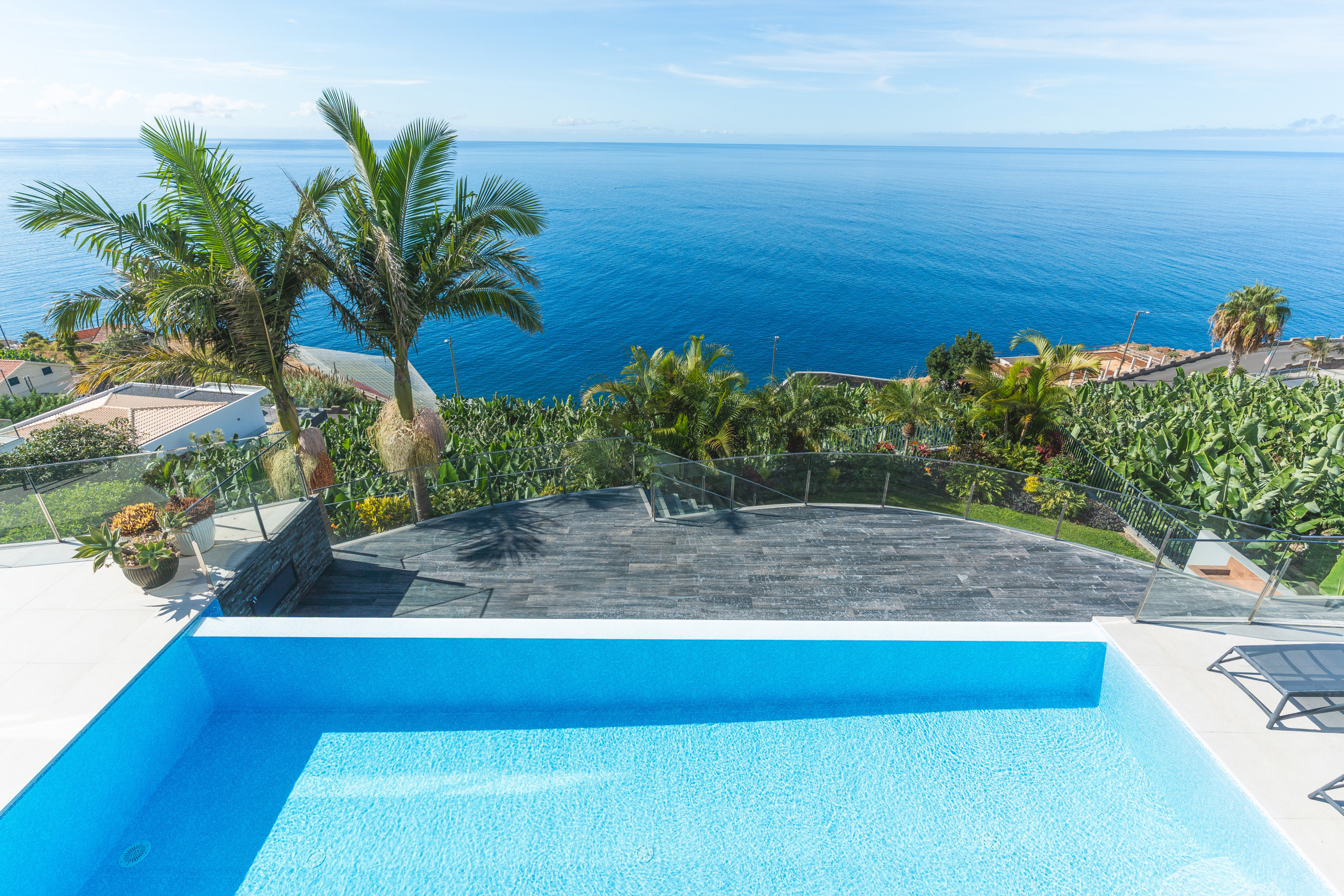 Villa Nortada Alecrim Ribeira Brava: Luxury 5-Bedroom Villa with Infinity Pool and Sea Views, Ribeira Brava