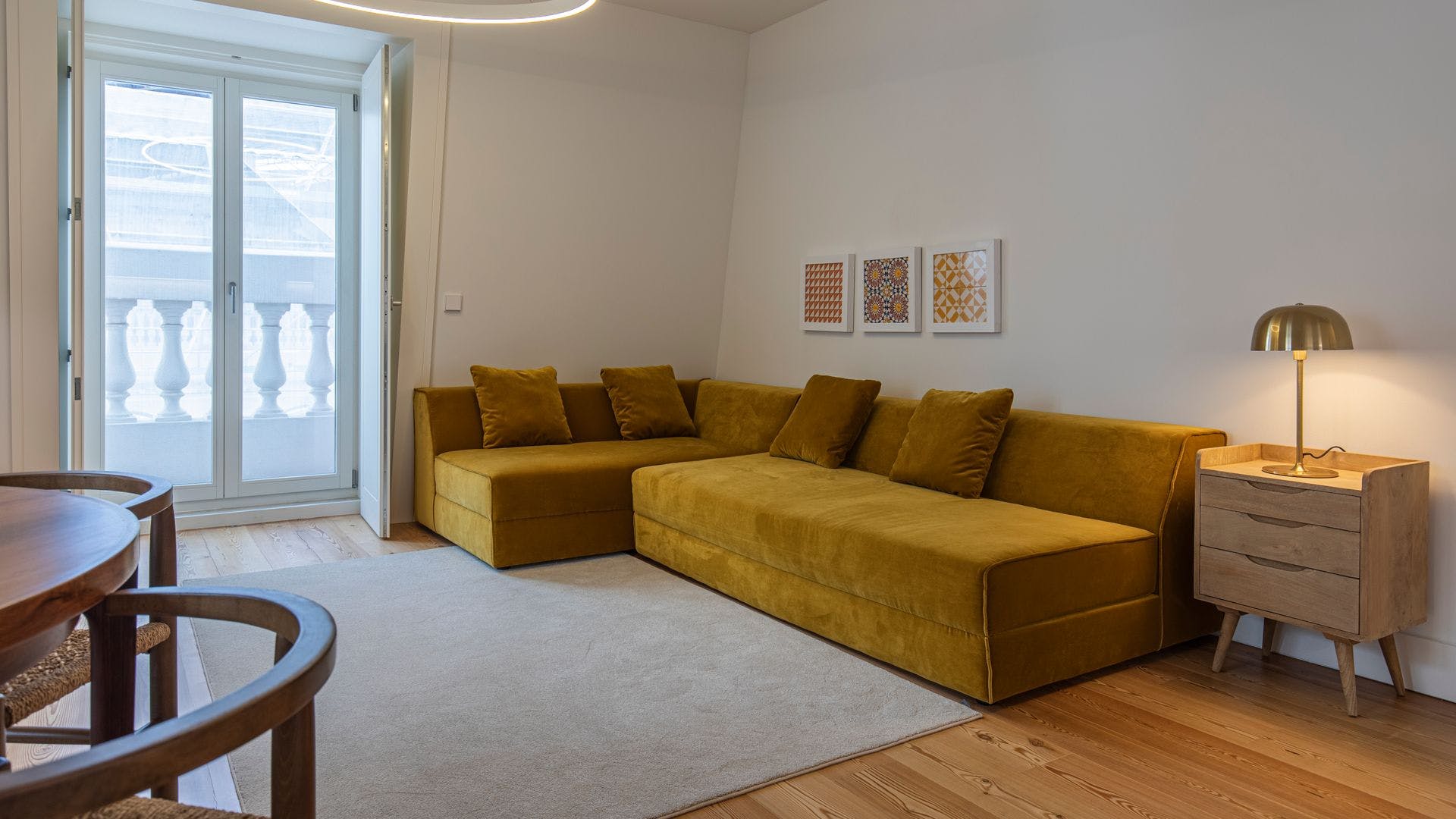Villa Nortada Miradouro Chiado: Luxury 2-Bedroom Apartment with Sea View and Spa in Lisbon Chiado
