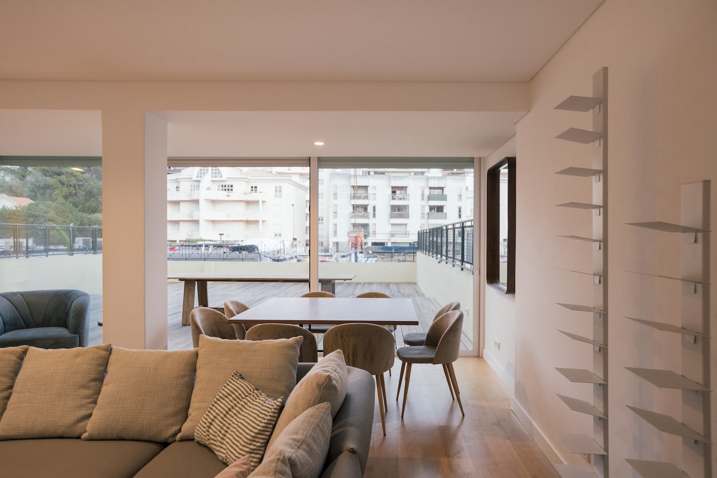Villa Nortada Alpertuche Cascais: Luxury 3-Bedroom Villa with Sea Views and Spa, Cascais