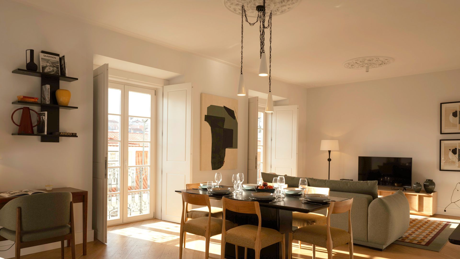 Villa Nortada Azulejo Fanqueiros Lisboa: Luxury 2-Bedroom Apartment with Spa and Air-Con, Baixa Lisbon