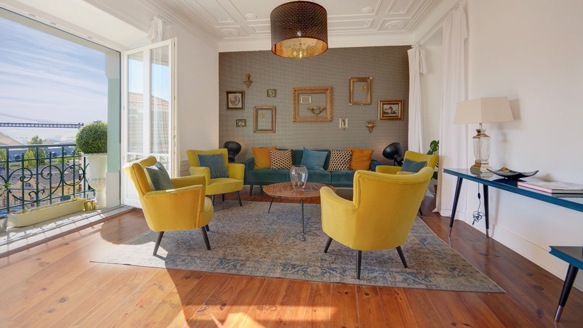 Villa Nortada Azulejo Lapa: Luxury 3-Bedroom Apartment with Seaview and Spa Near Estrela, Lisbon