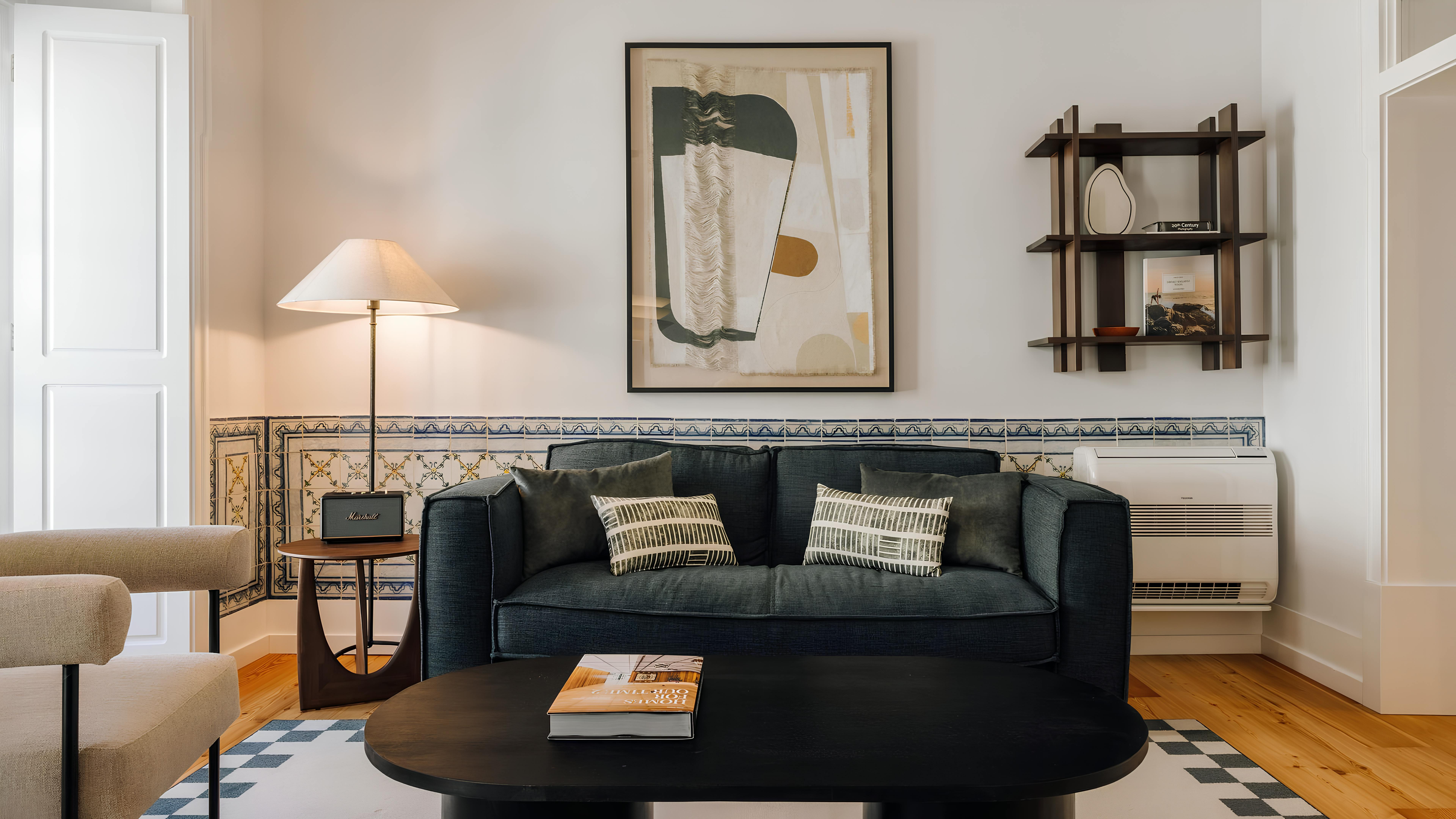 Villa Nortada Azulejo Rossio Lisboa: Luxury 2-Bedroom Apartment with Spa and Family-Friendly Features in Baixa, Lisbon