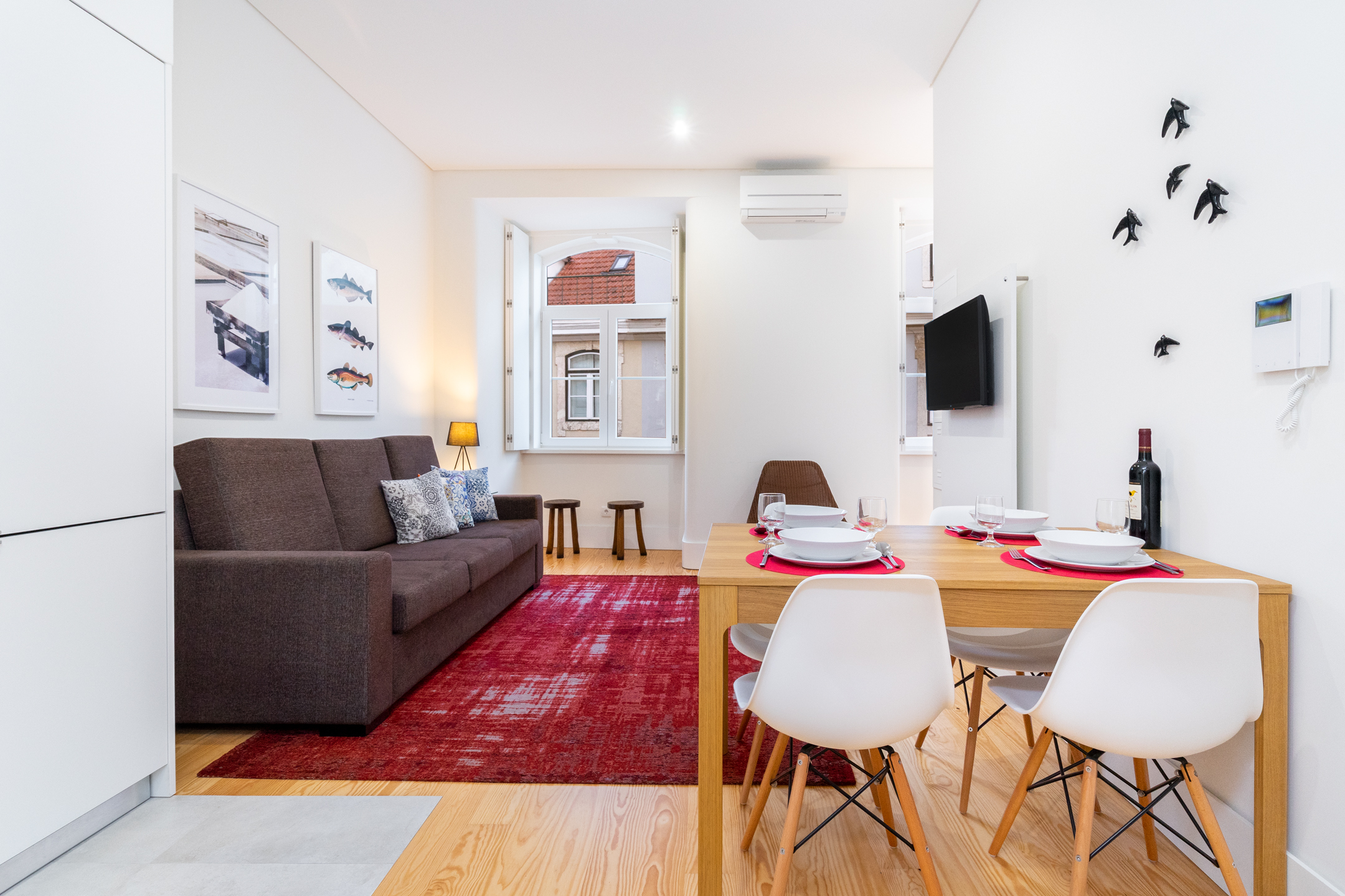Villa Nortada Azulejos Campo Pequeno: Luxury 2-Bedroom Apartment with Sea Views and Spa Facilities, Campo Pequeno Lisbon