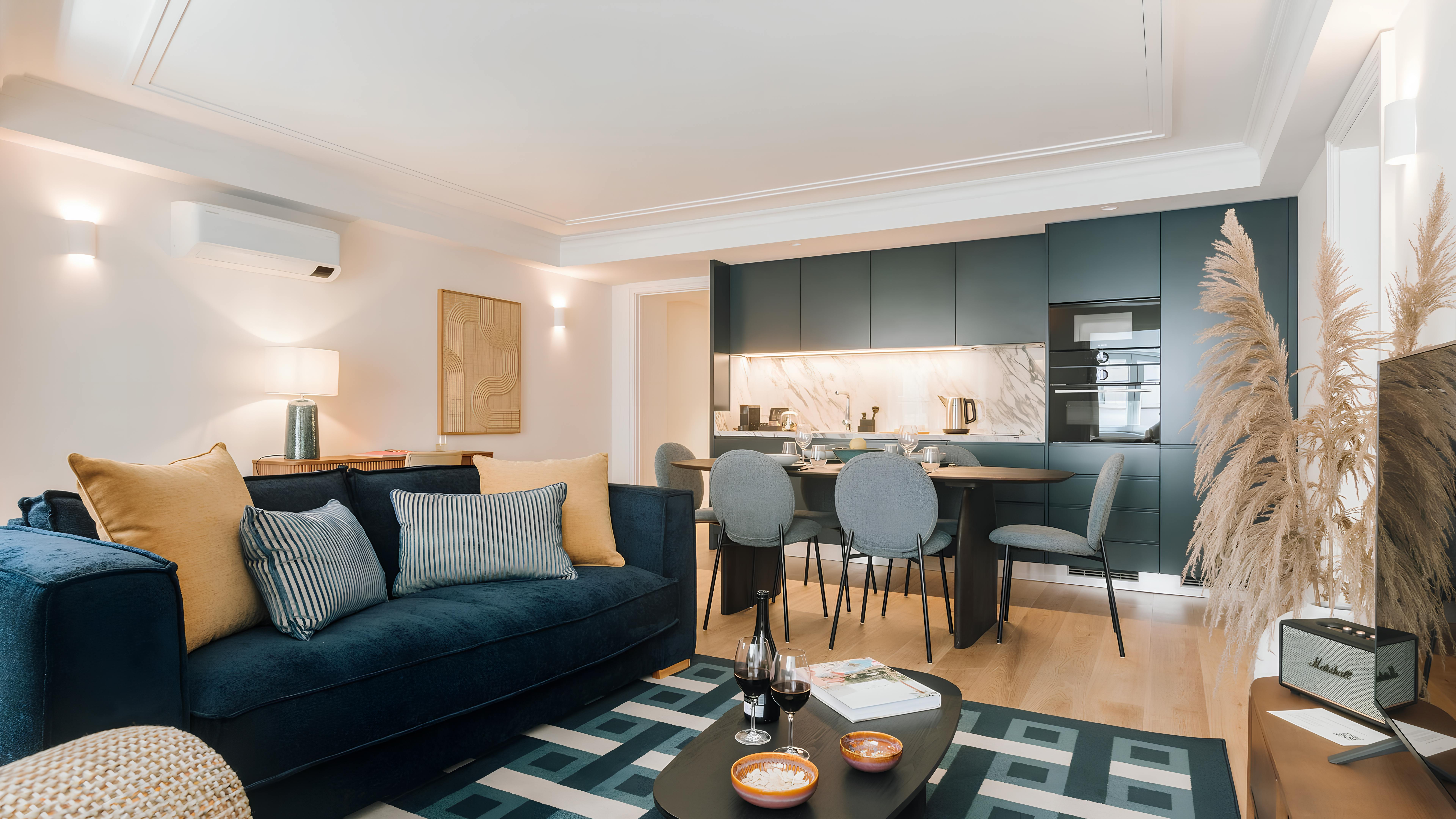 Villa Nortada Azulejos Santos: Luxury 2-Bedroom Apartment with Spa and Family-Friendly Features, Santos Lisbon