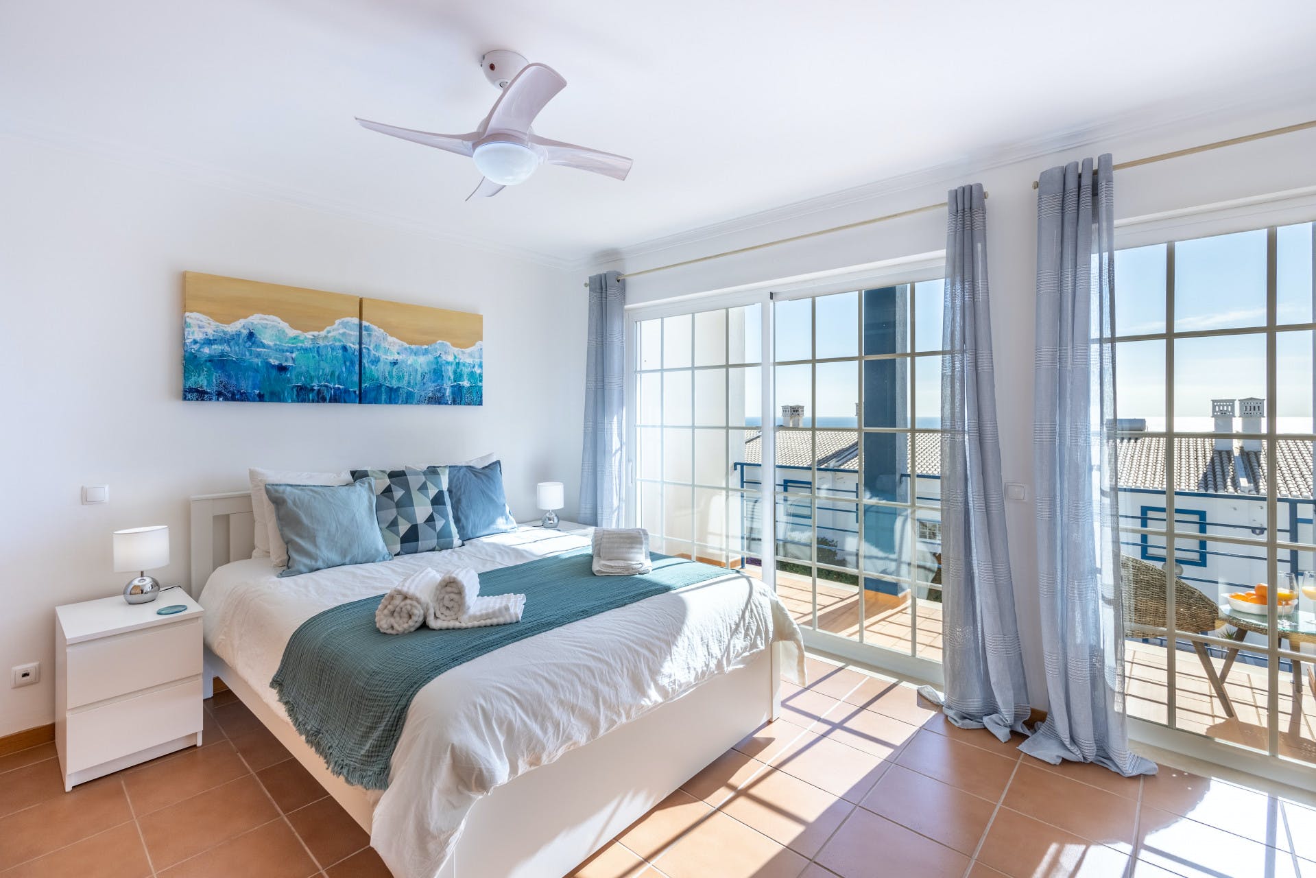 Villa Nortada Carvoeiro Luz Lagos: Luxury 3-Bedroom Apartment with Sea View and Spa, Lagos Algarve