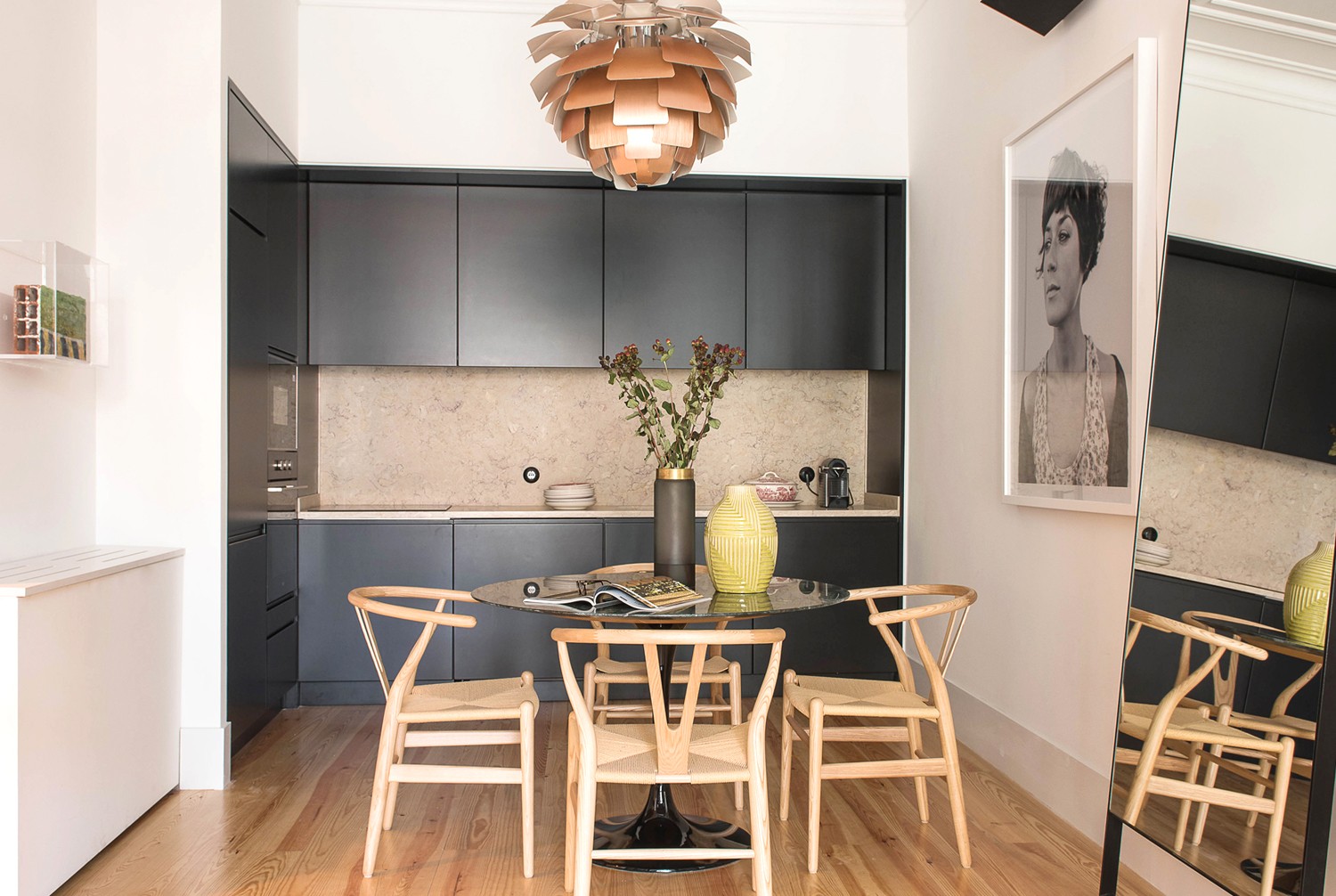 Villa Nortada Olaias Lisboa: Contemporary 2-Bedroom Apartment with Air-Con and Private Parking, Lisbon Campo Pequeno