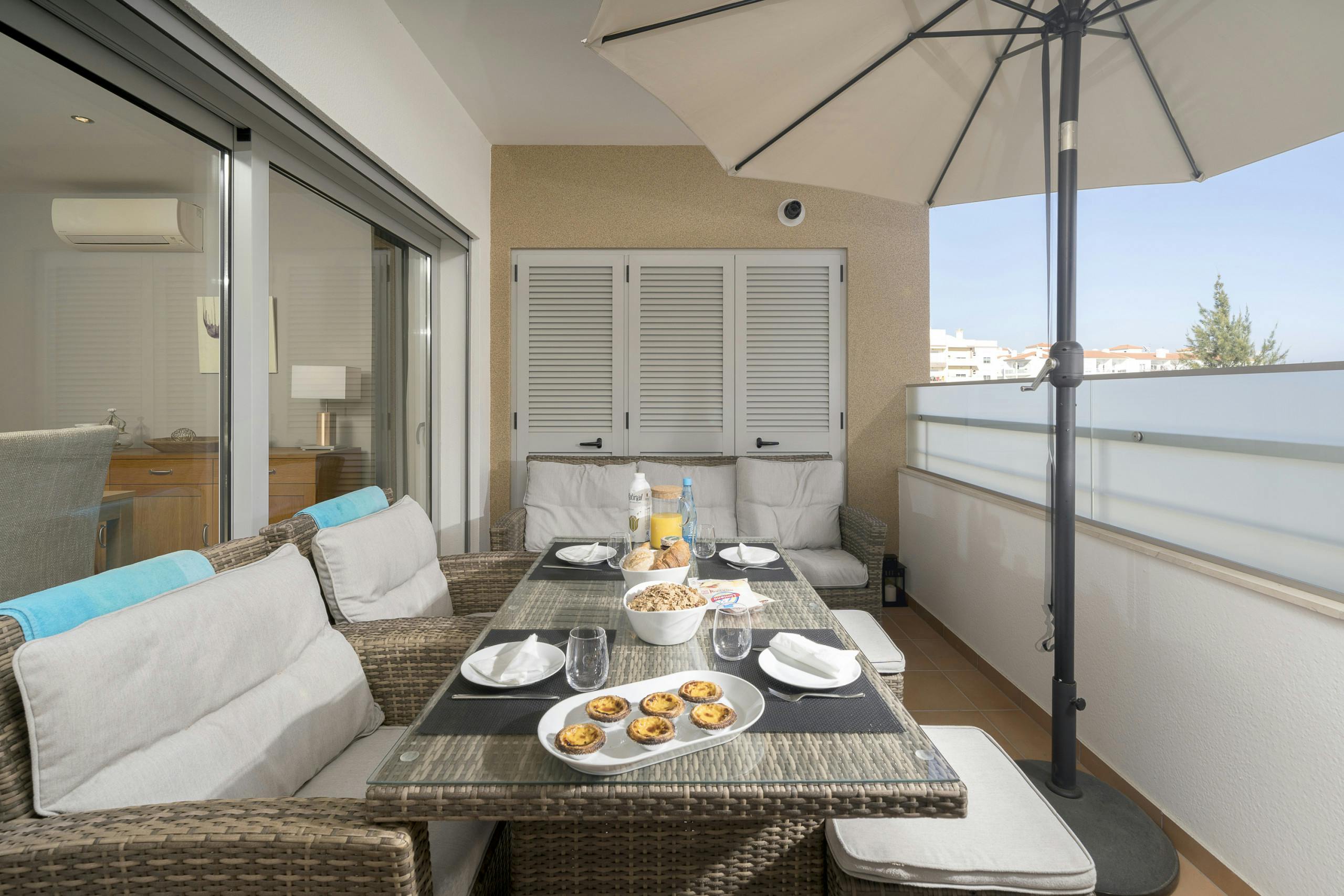 Villa Alvorada Praia da Luz Lagos: Luxury 2-Bedroom Apartment with Sea Views and Spa Facilities, Lagos Algarve