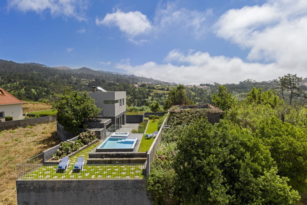 Villa Nortada Fajã da Ovelha Calheta: Luxury 2-Bedroom Apartment with Hot Tub and Sea Views, Calheta Madeira