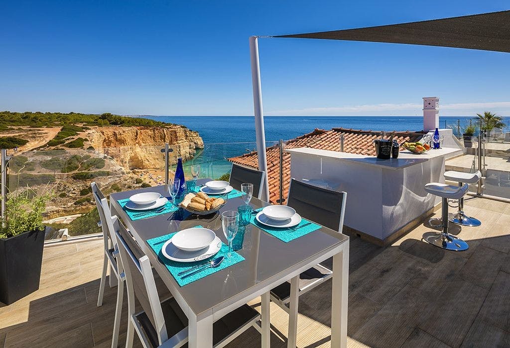 Villa Nortada Oleandro Vale Carvoeiro: Luxury 2-Bedroom Villa with Sea Views and Pool, Carvoeiro Algarve