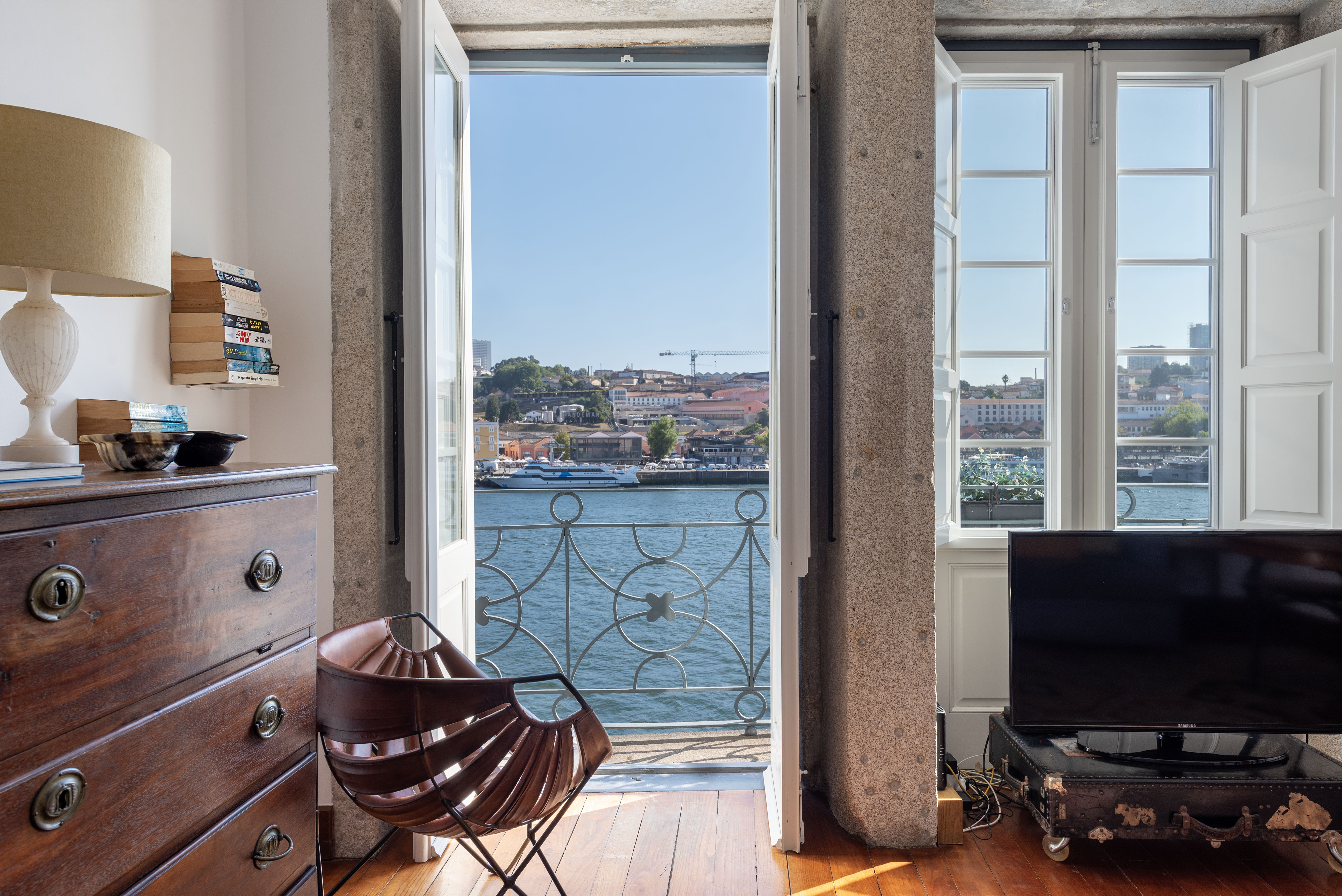 Villa Nortada Ribeira Gaia: Luxury 1-Bedroom Apartment with Seaview and Spa in Vila Nova de Gaia