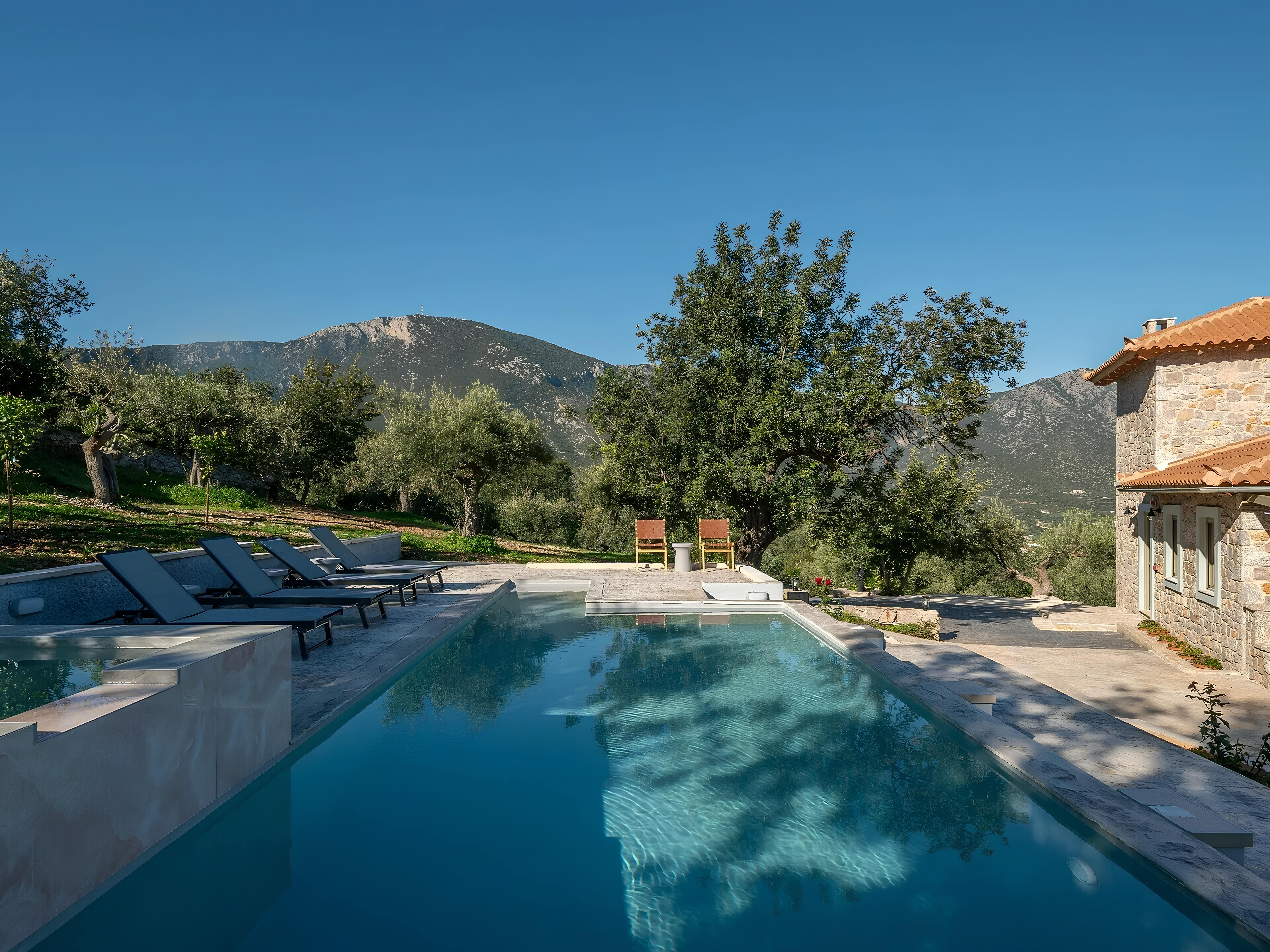 Villa Notos Oleandro Poulithra: Luxury 12-Bedroom Villa with Private Pools and Sea Views, Arcadia