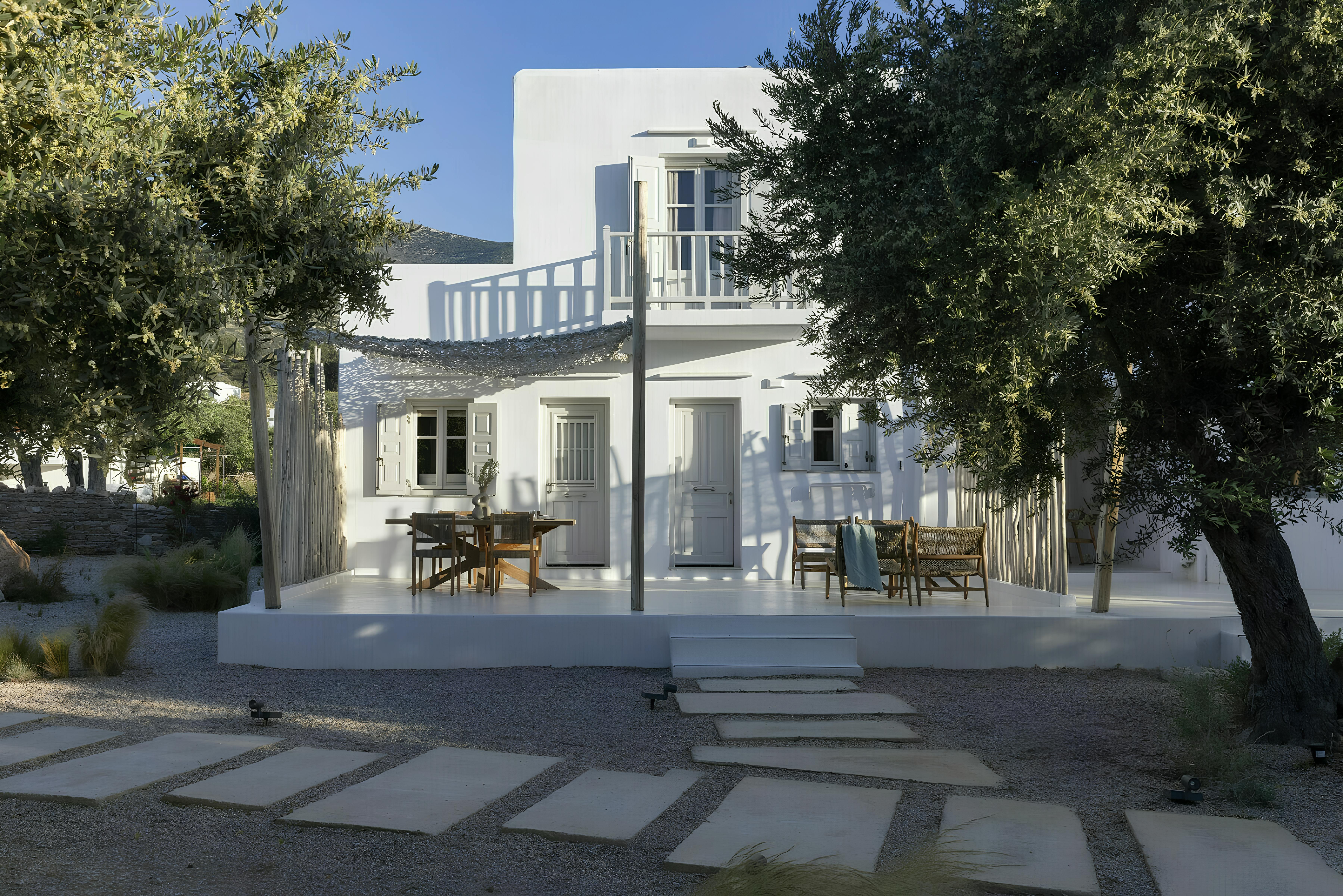 Villa Notos Oleandro Vathy Sifnos: Luxury 2-Bedroom Villa with Shared Pool and Sea Views, Sifnos