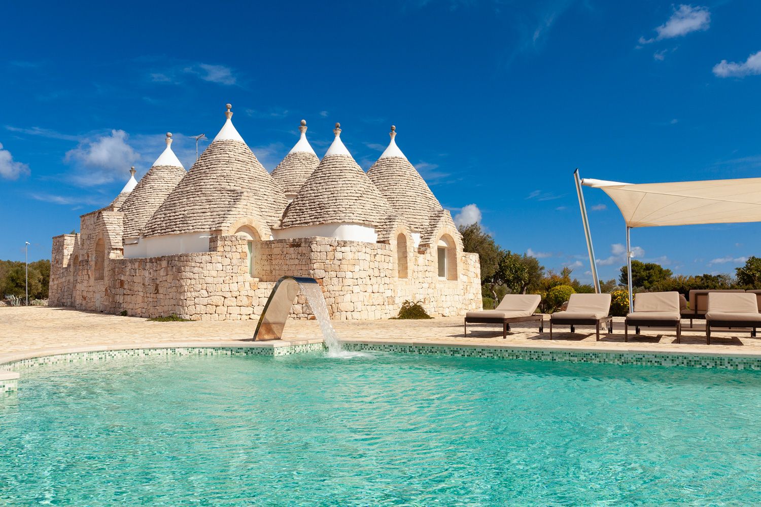 Villa Oleandro Montevicoli Ceglie: 6-Bedroom Trulli Estate with Spa and Olive Grove Views in Pu