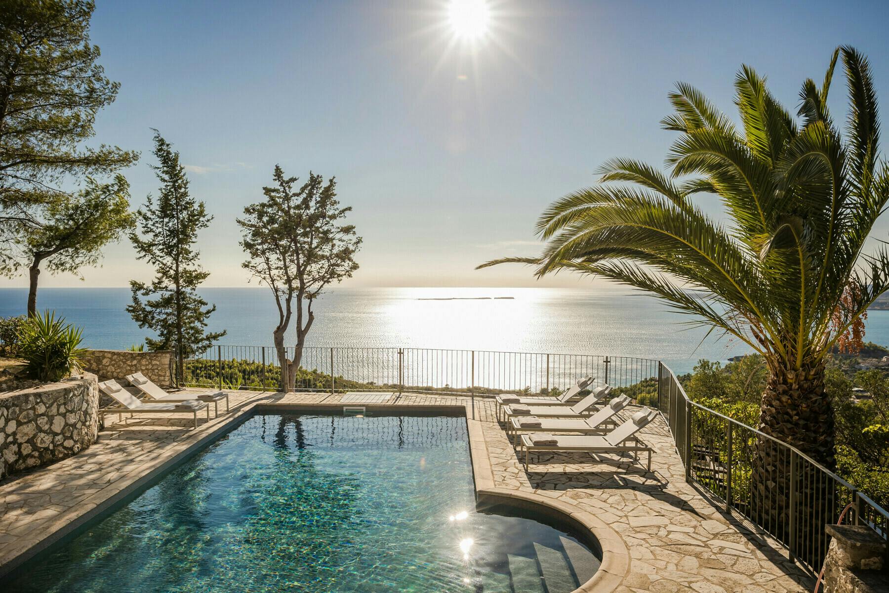 Villa Ostria Lixouri Argostoli: Luxury 2-Bedroom Apartment with Sea Views and Pool, Argostoli Kefallonia