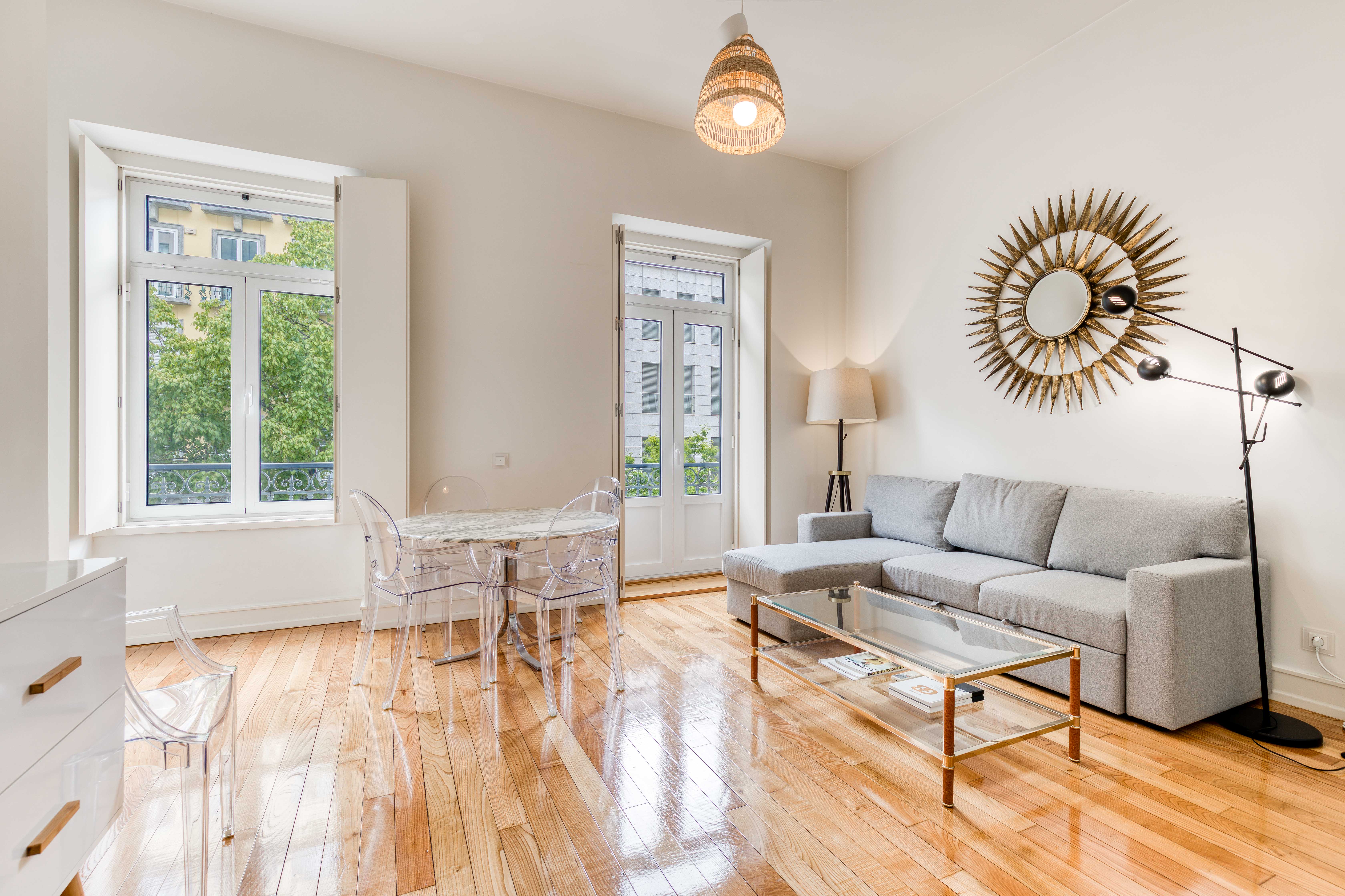 Villa Poente Torel Lisboa: Luxury 1-Bedroom Apartment with Air Conditioning and Private Parking, Avenida da Liberdade Lisbon