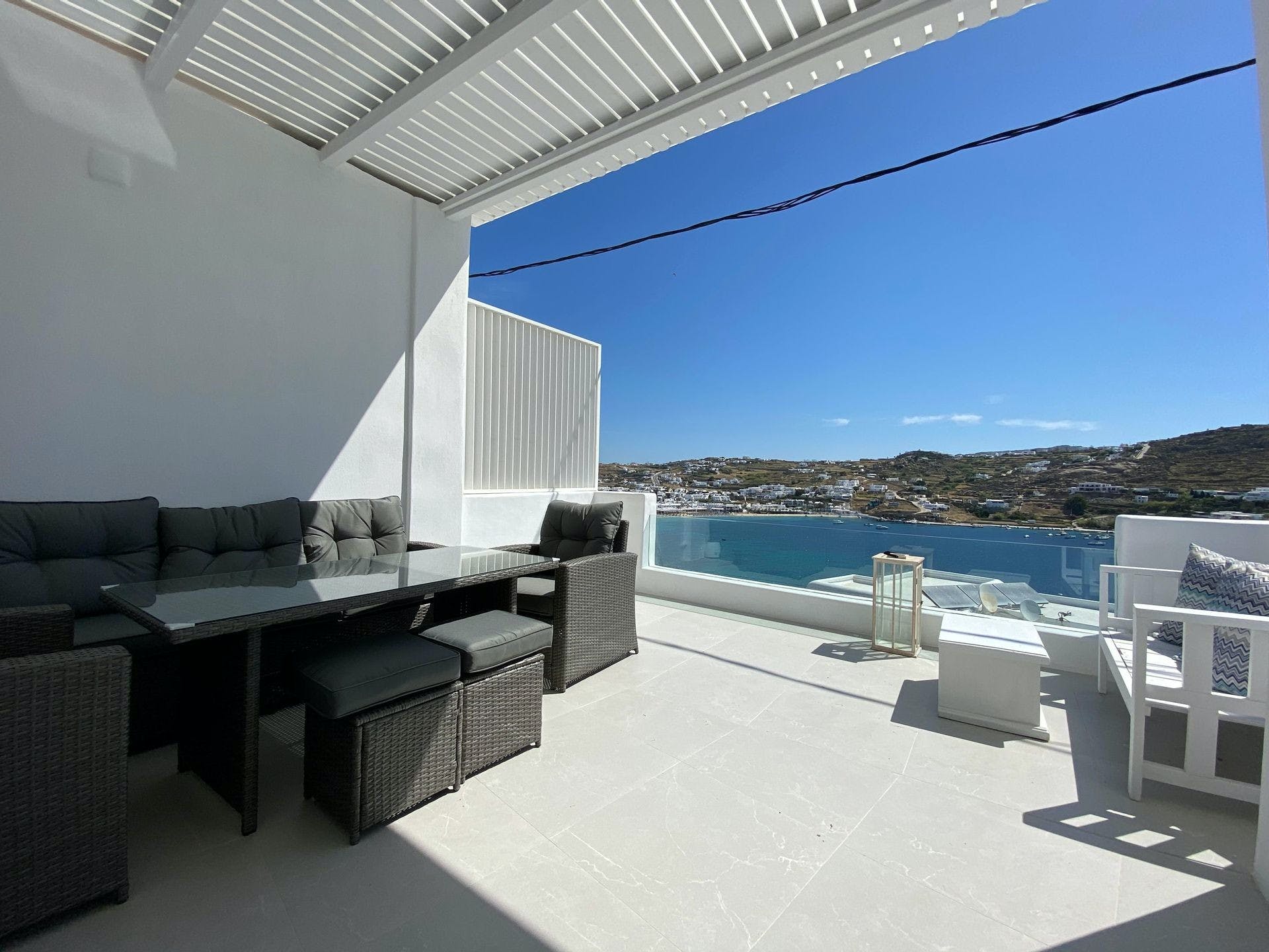 Villa Prasinos Agia Anna Mykonos: Luxury 2-Bedroom Apartment with Sea Views in Ornos, Mykonos