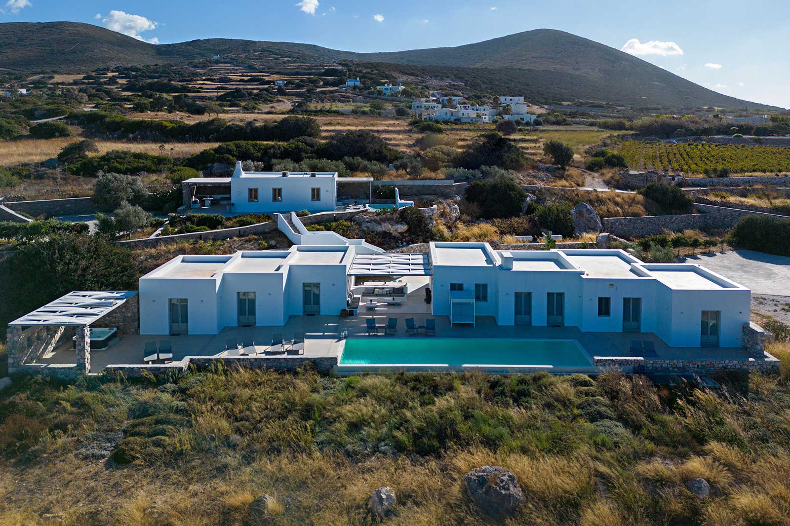 Villa Prasinos Agios Ioannis Paros: Luxury 8-Bedroom Villa with Private Pool and Sea Views, Paros Greece