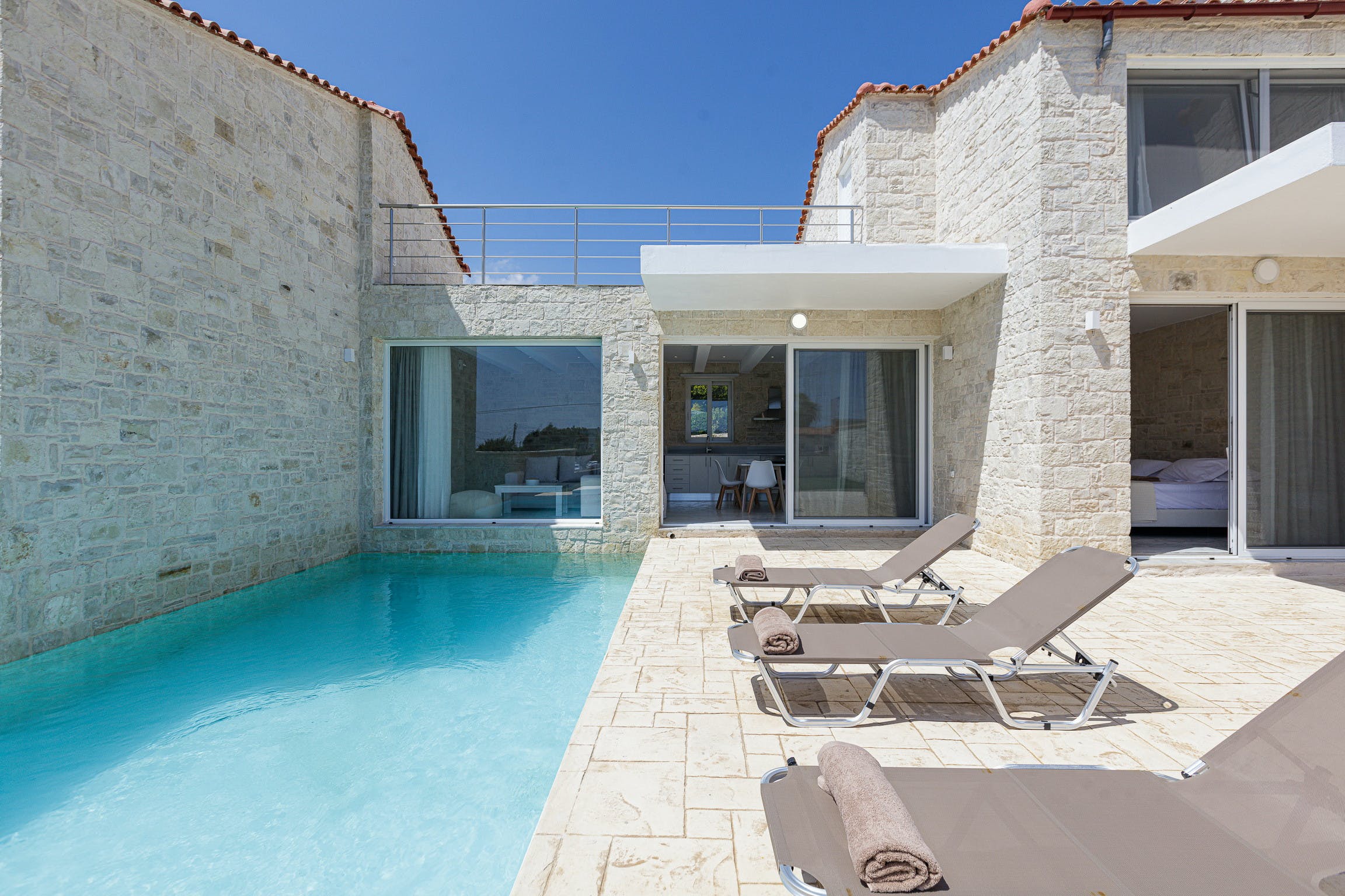 Villa Prasinos Ammoudi Plakias: Luxury 2-Bedroom Apartment with Pool and Sea Views, Plakias Crete